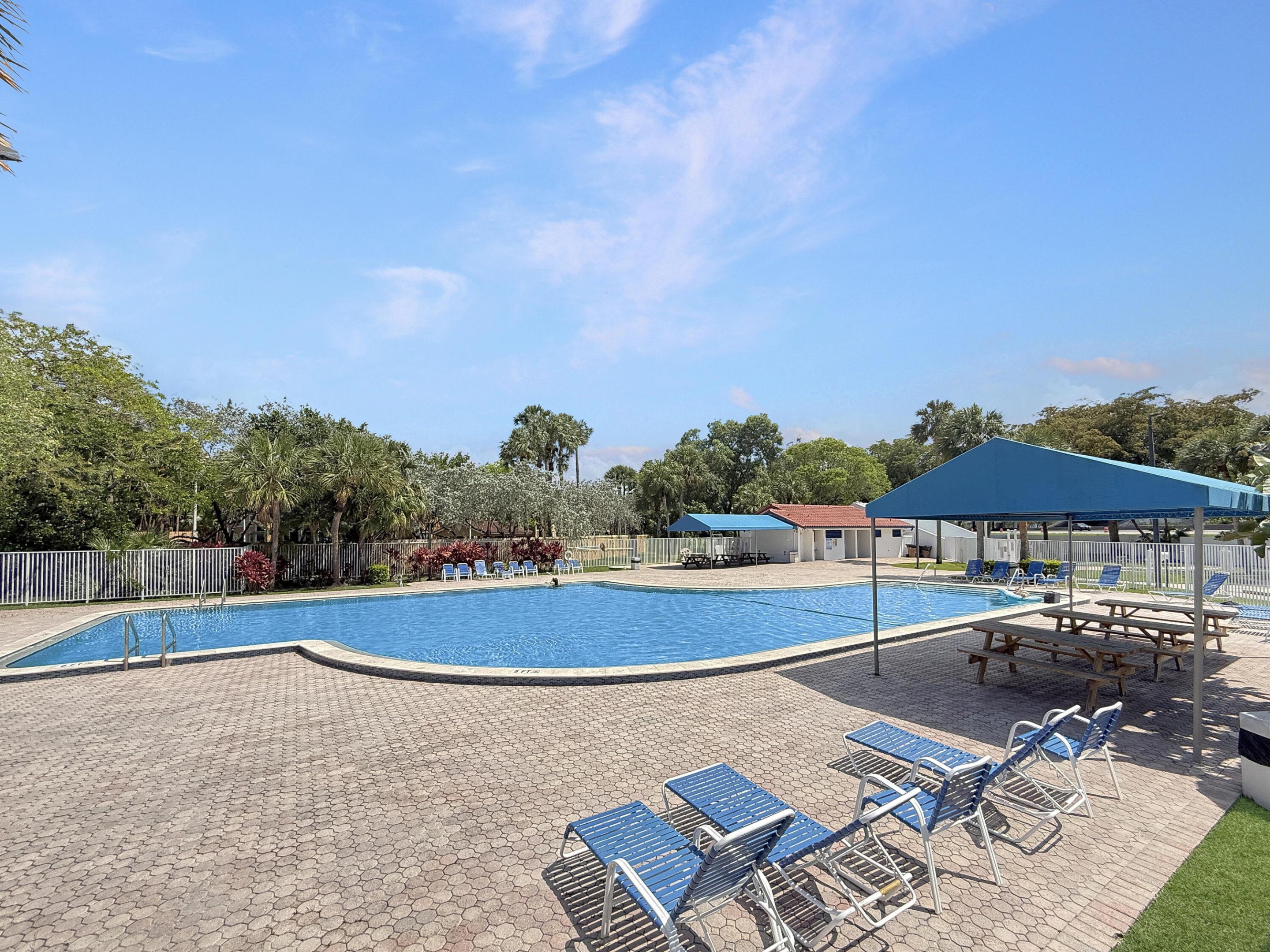 COQUINA LAKES - Residential