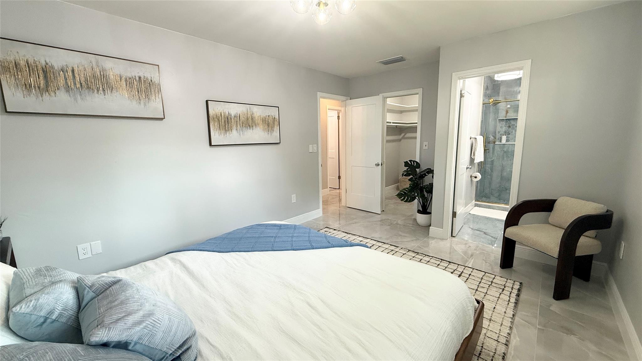 HOLLYWOOD - Residential