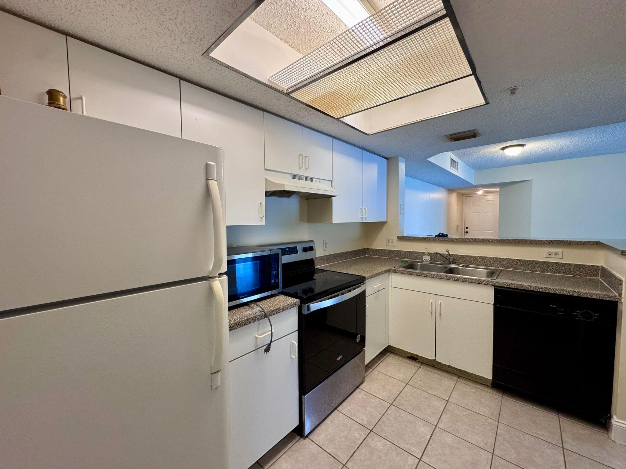 5061 Wiles Road 204