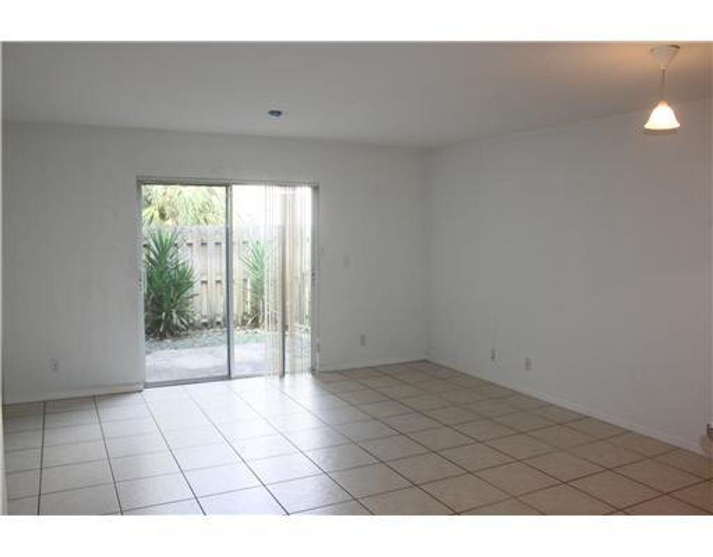 Photo of 844 Summit Lake Drive, West Palm Beach, FL 33406 (MLS # R10938943)