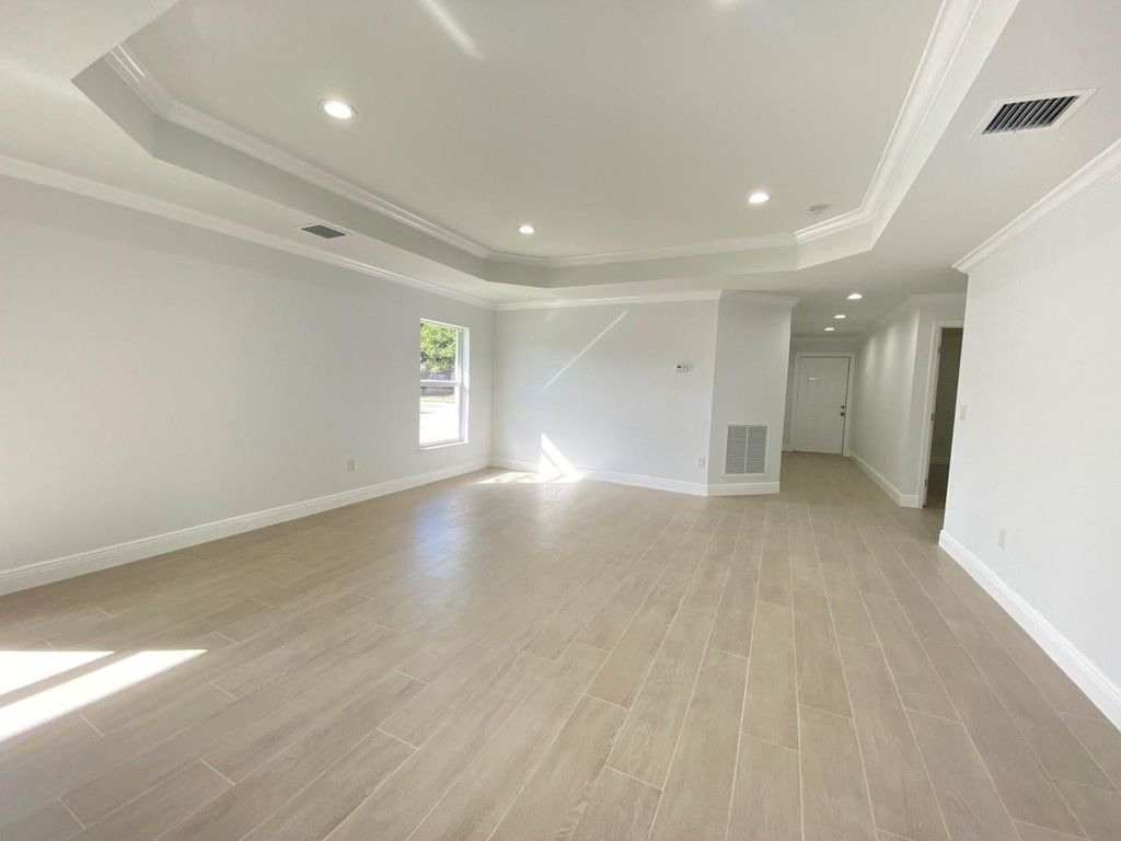 Photo of 730 S N Street, Lake Worth Beach, FL 33460 (MLS # F10550635)