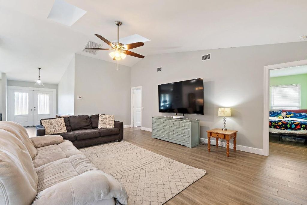 Photo of 4147 Beech Avenue, Palm Beach Gardens, FL 33410 (MLS # R11157493)