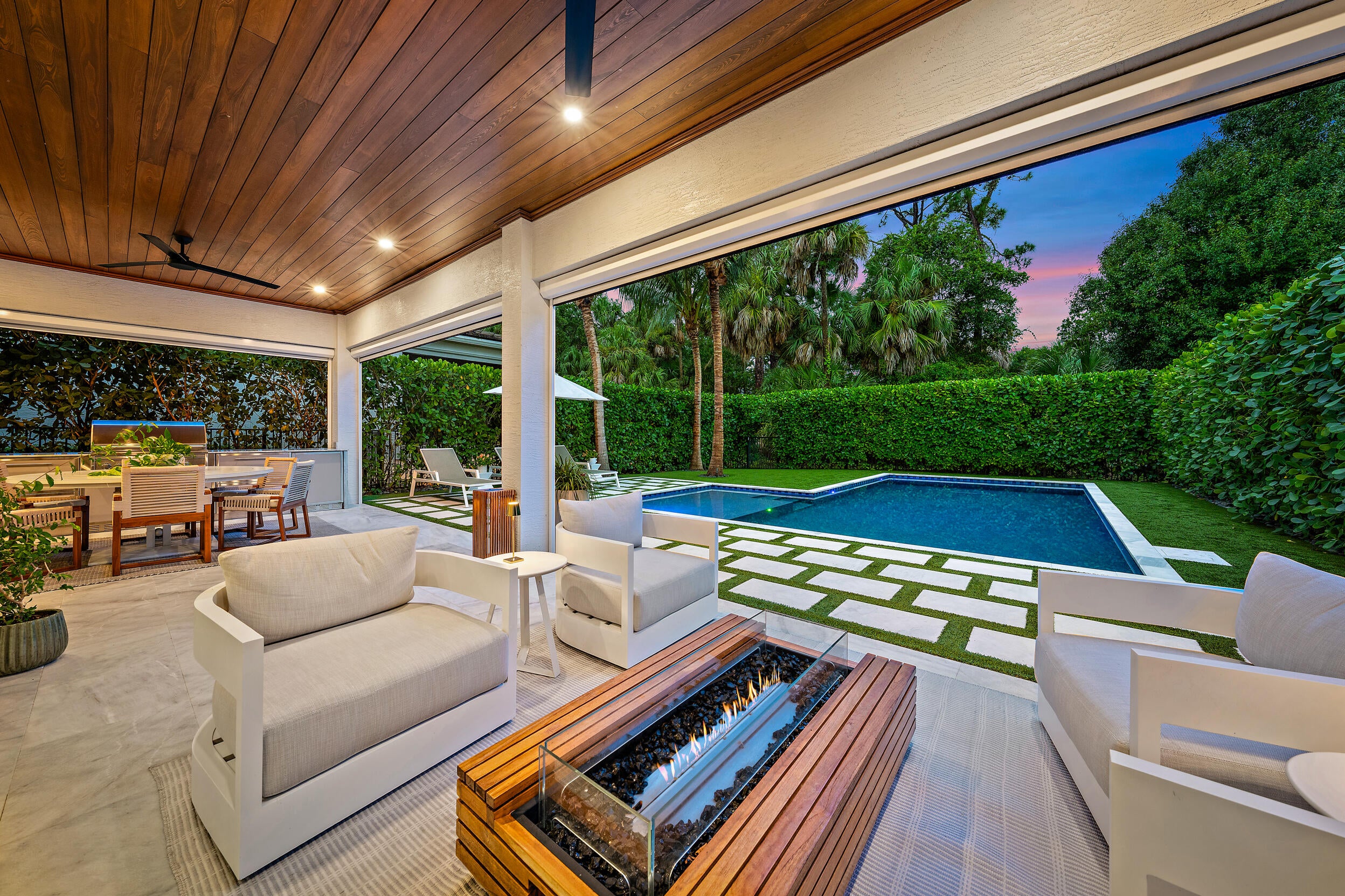 13558 Artisan Circle