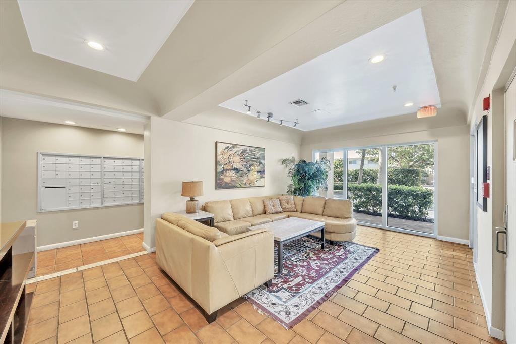 Plaza 15 Condo - Residential Lease