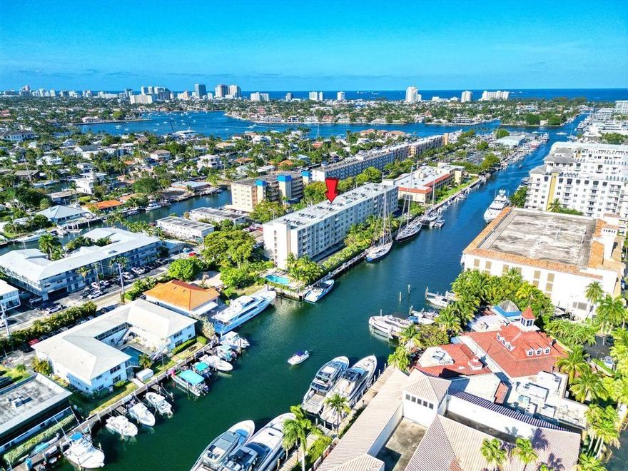 Beautiful one-bedroom, one-bath condo featuring stunning city and water views. This unit offers an open kitchen with stainless steel appliances, an updated bathroom, and the convenience of an in-unit washer and dryer. The community includes a gym, sauna, pool, dog park, BBQ area, and plenty of guest parking. Cable and internet are included in the rent — the only utility you’ll be responsible for is electric. Ideally located near restaurants, shopping, and just 10 minutes from the airport. Quick ride to the beach and downtown Las Olas. A must-see property.