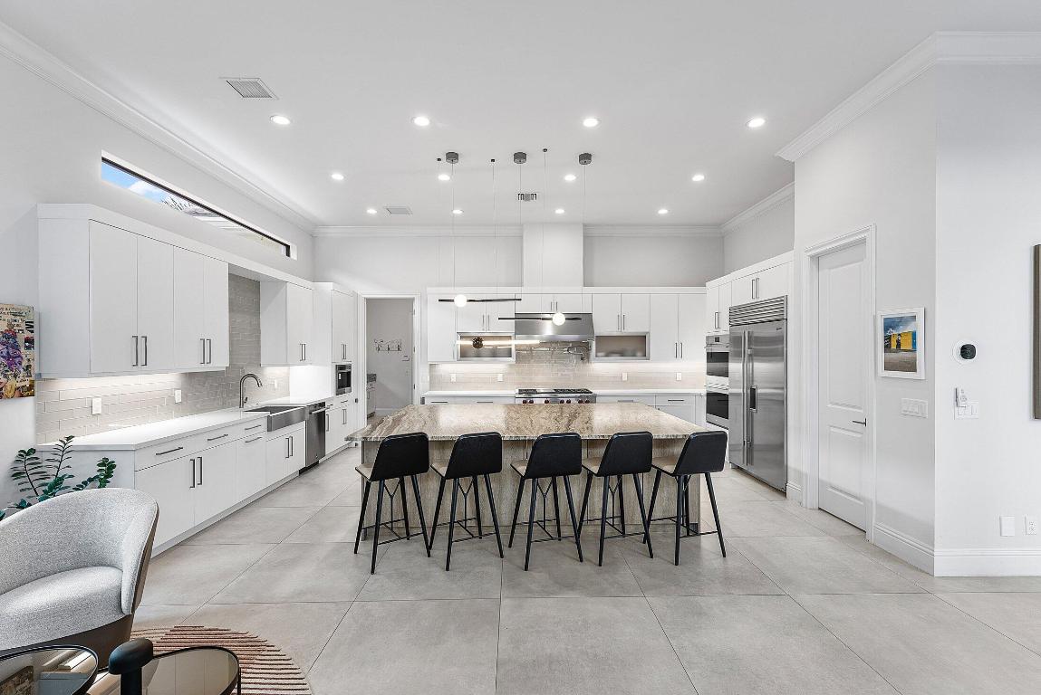 ROYAL PALM POLO - Residential