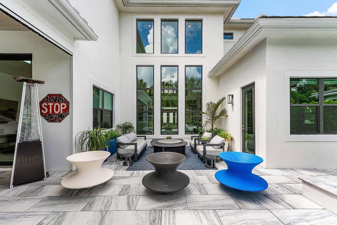 ROYAL PALM POLO - Residential