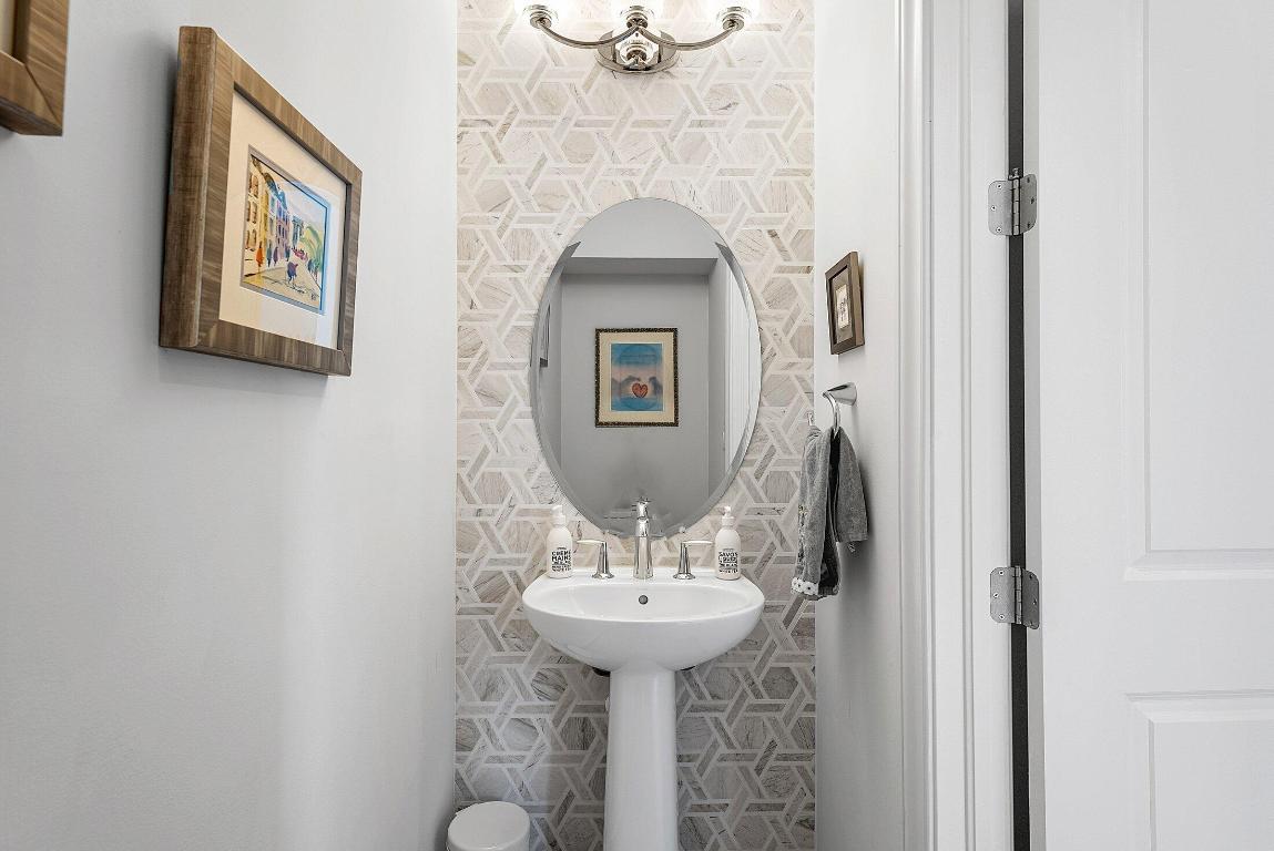 ROYAL PALM POLO - Residential