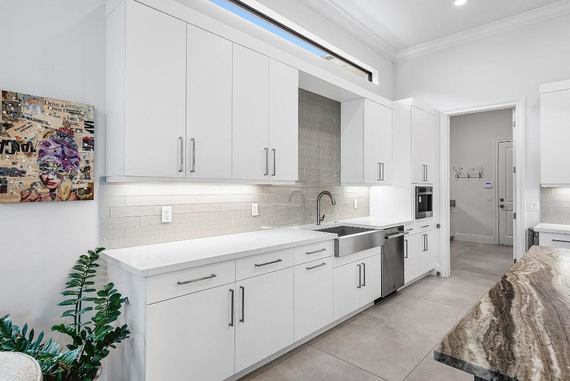 ROYAL PALM POLO - Residential