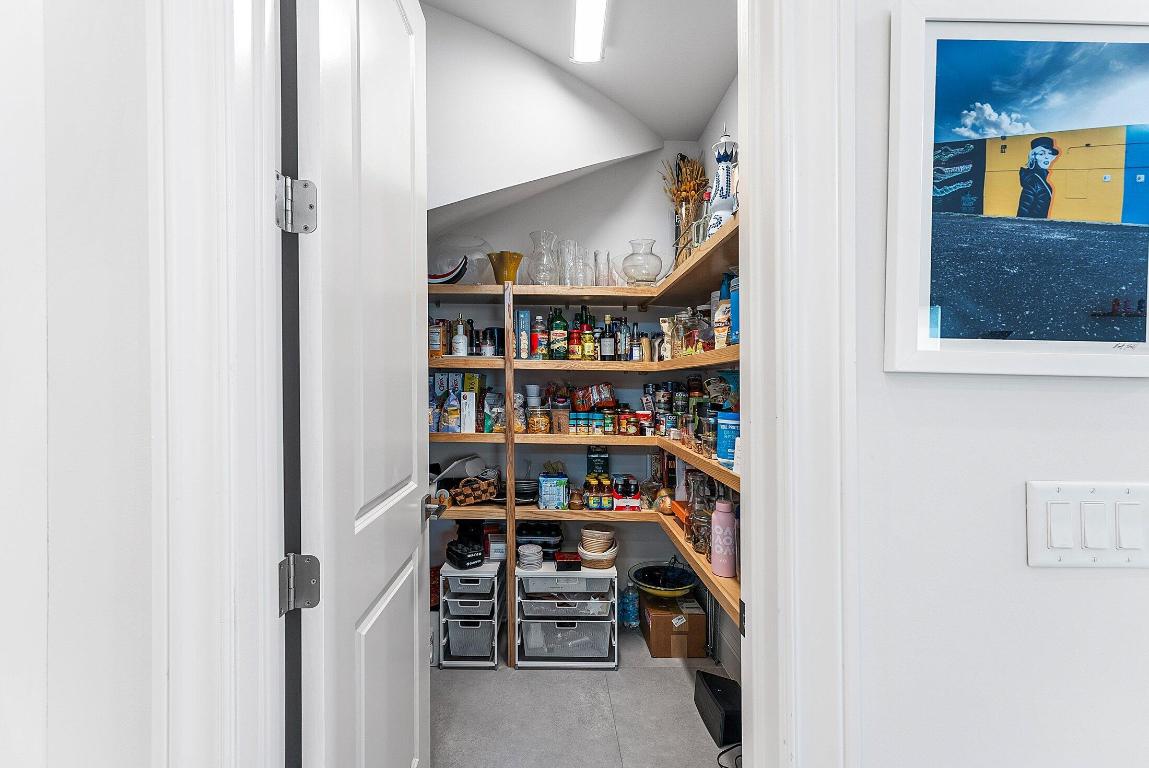 ROYAL PALM POLO - Residential