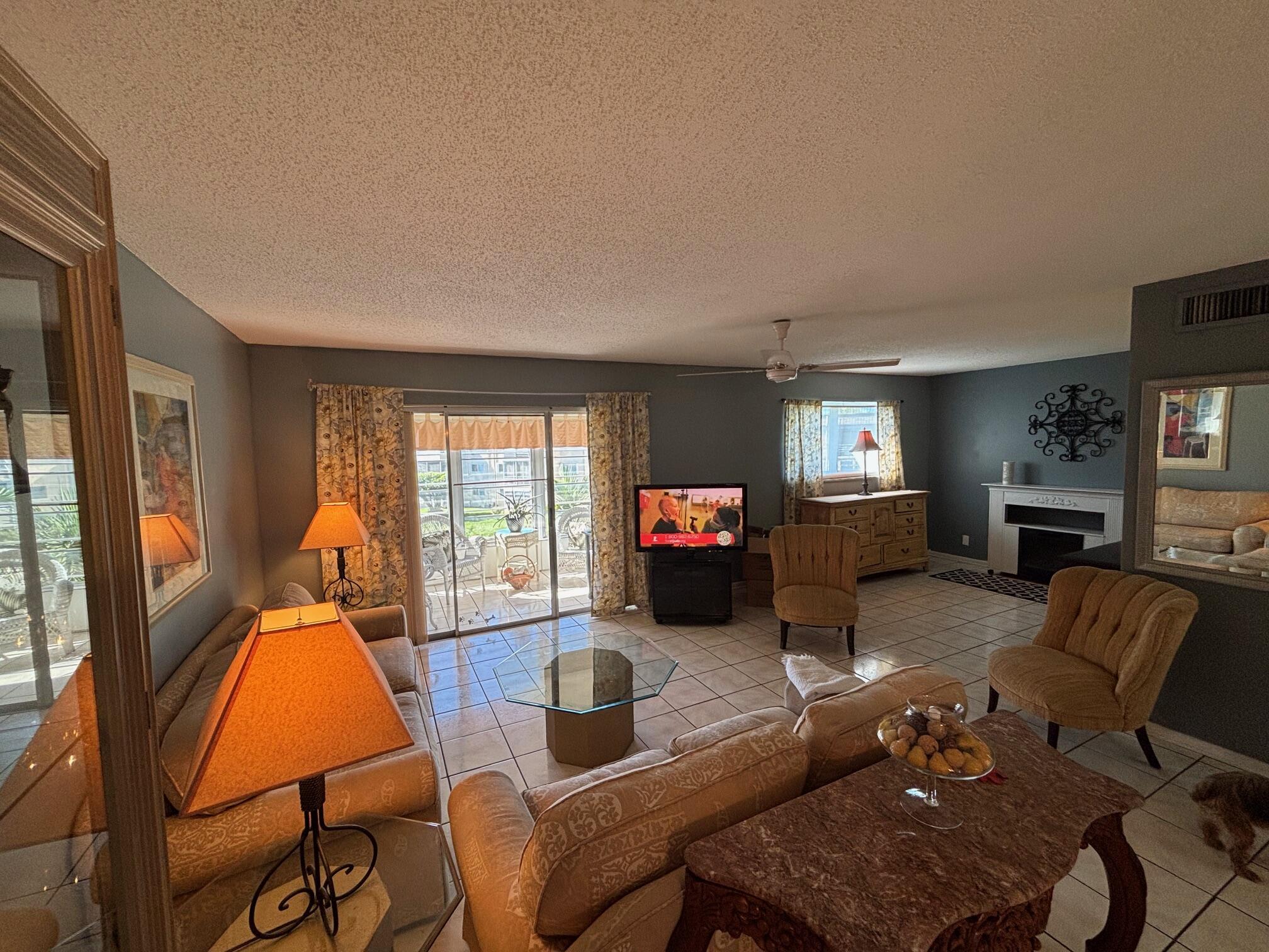 LAKESIDE VILLAGE - Residential