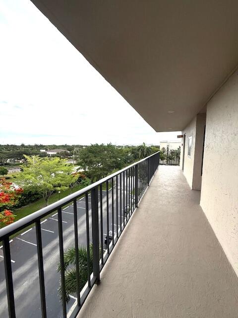 4 Royal Palm Way