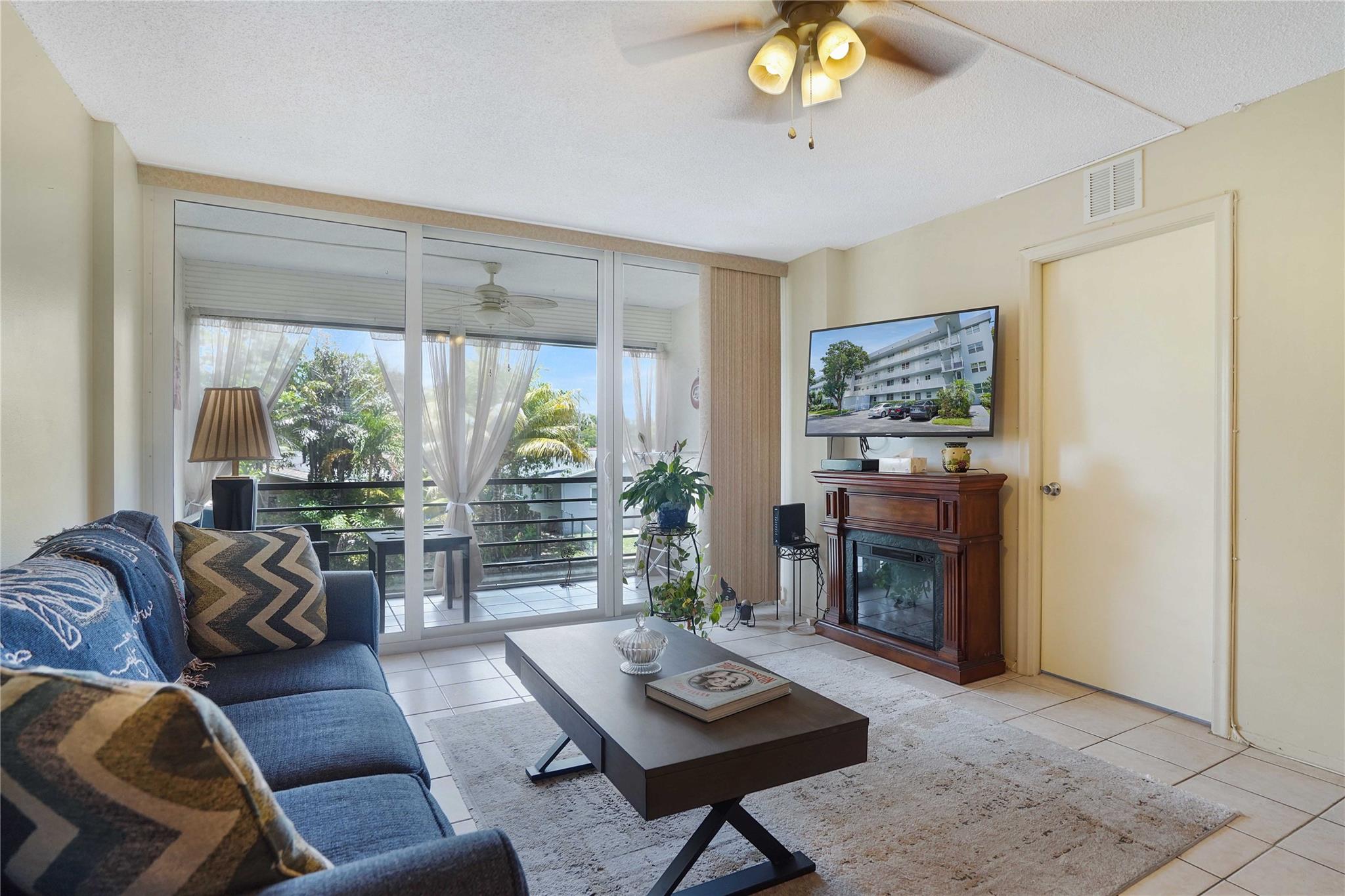 Royal Park Condominium - Residential