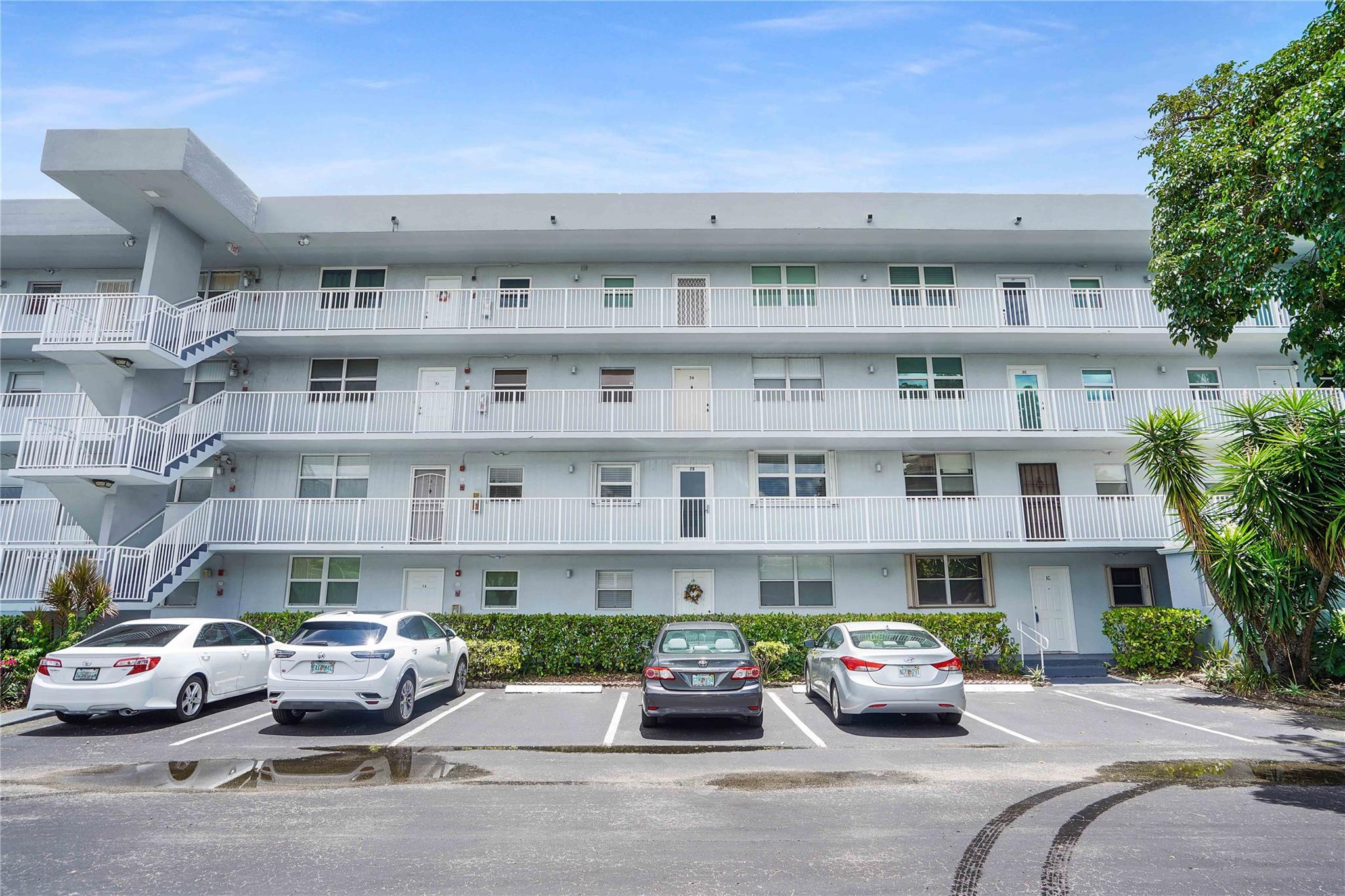 Royal Park Condominium - Residential