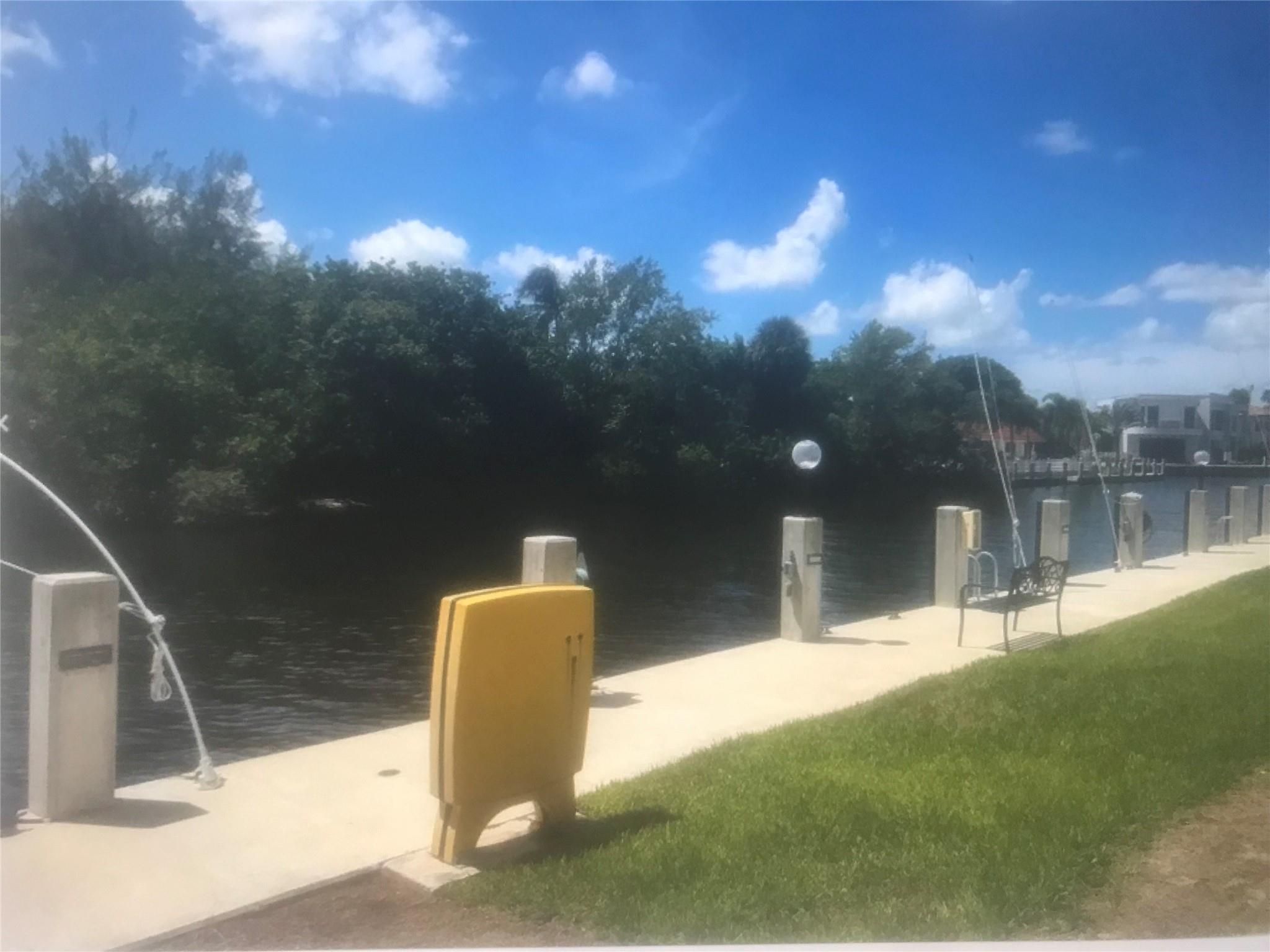 casa la quinta condo - Residential