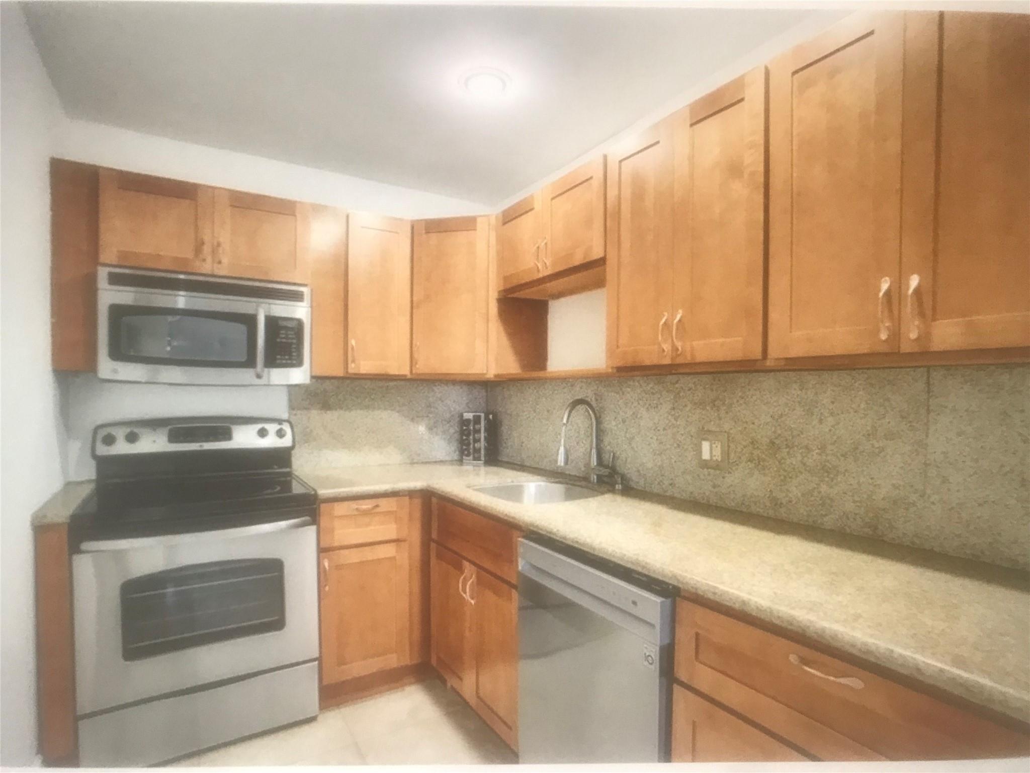 casa la quinta condo - Residential