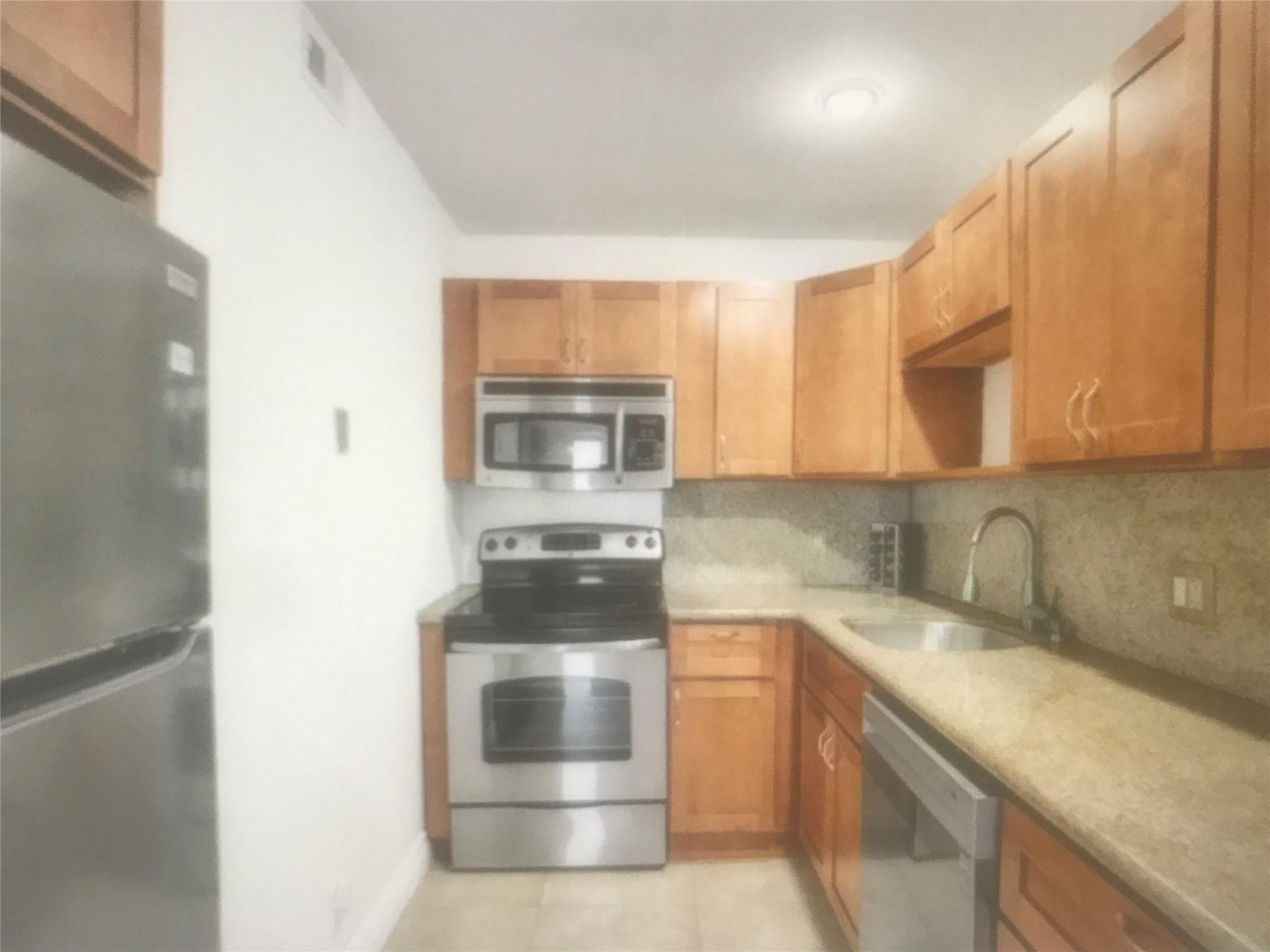 casa la quinta condo - Residential