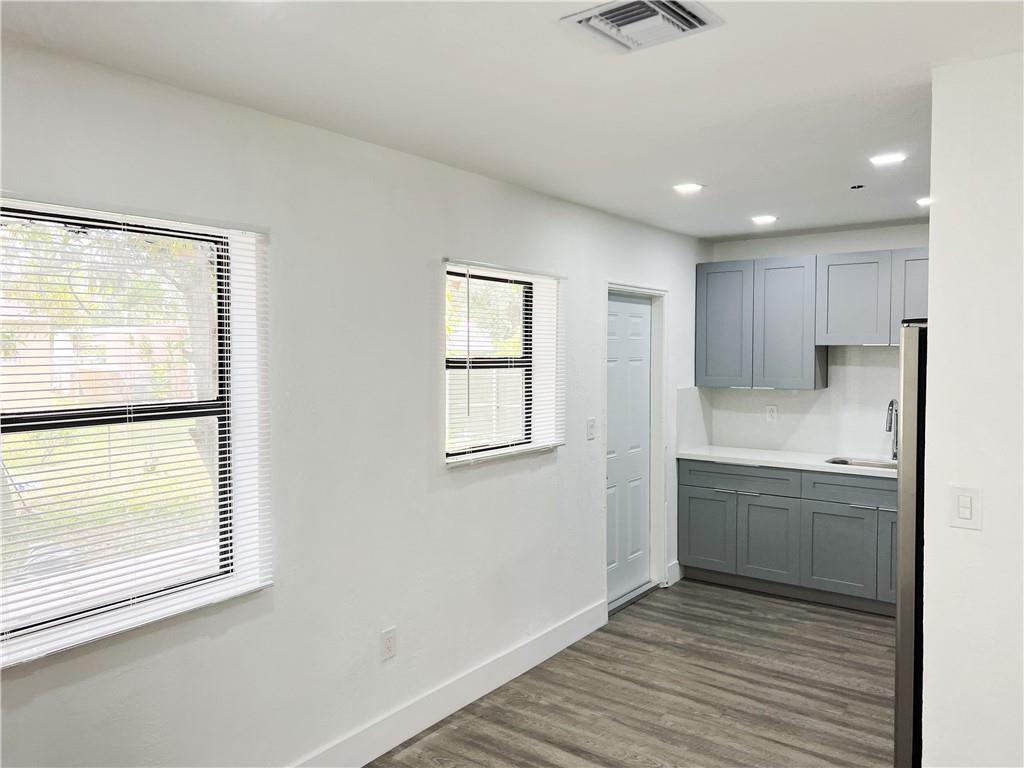 Taylor Manor - Residential Lease