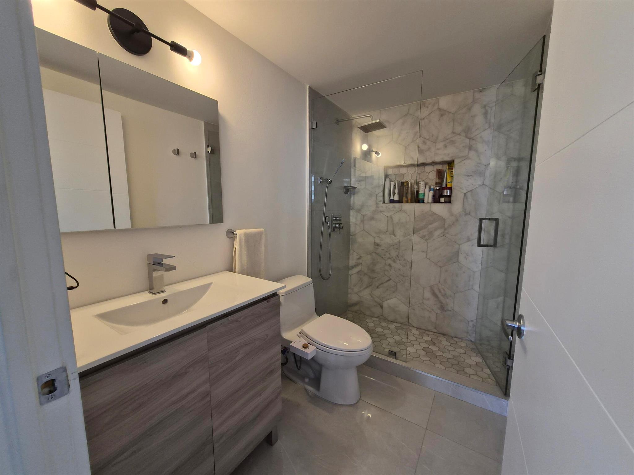 COURVOISIER COURTS CONDO - Residential Lease