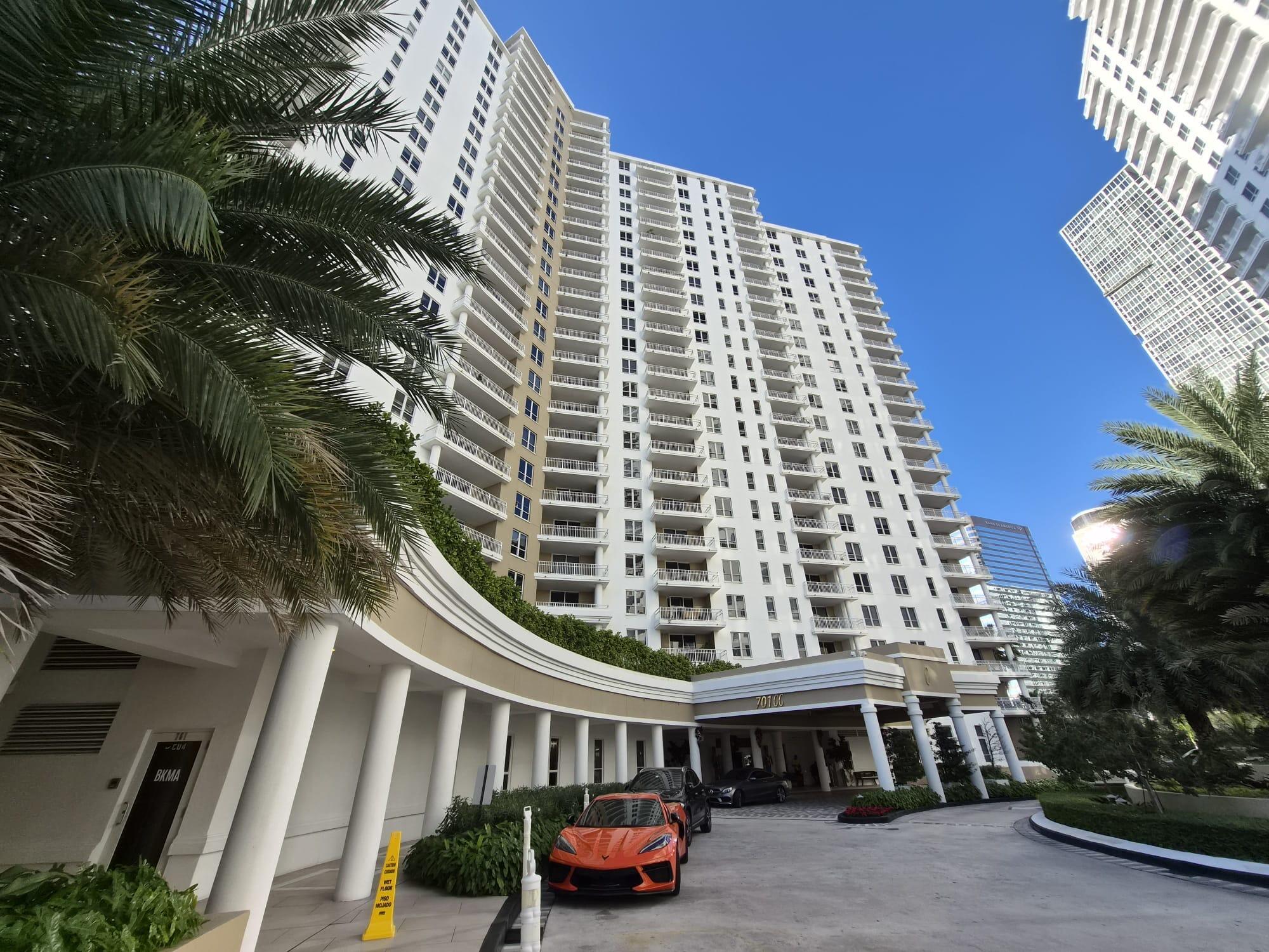 COURVOISIER COURTS CONDO - Residential Lease
