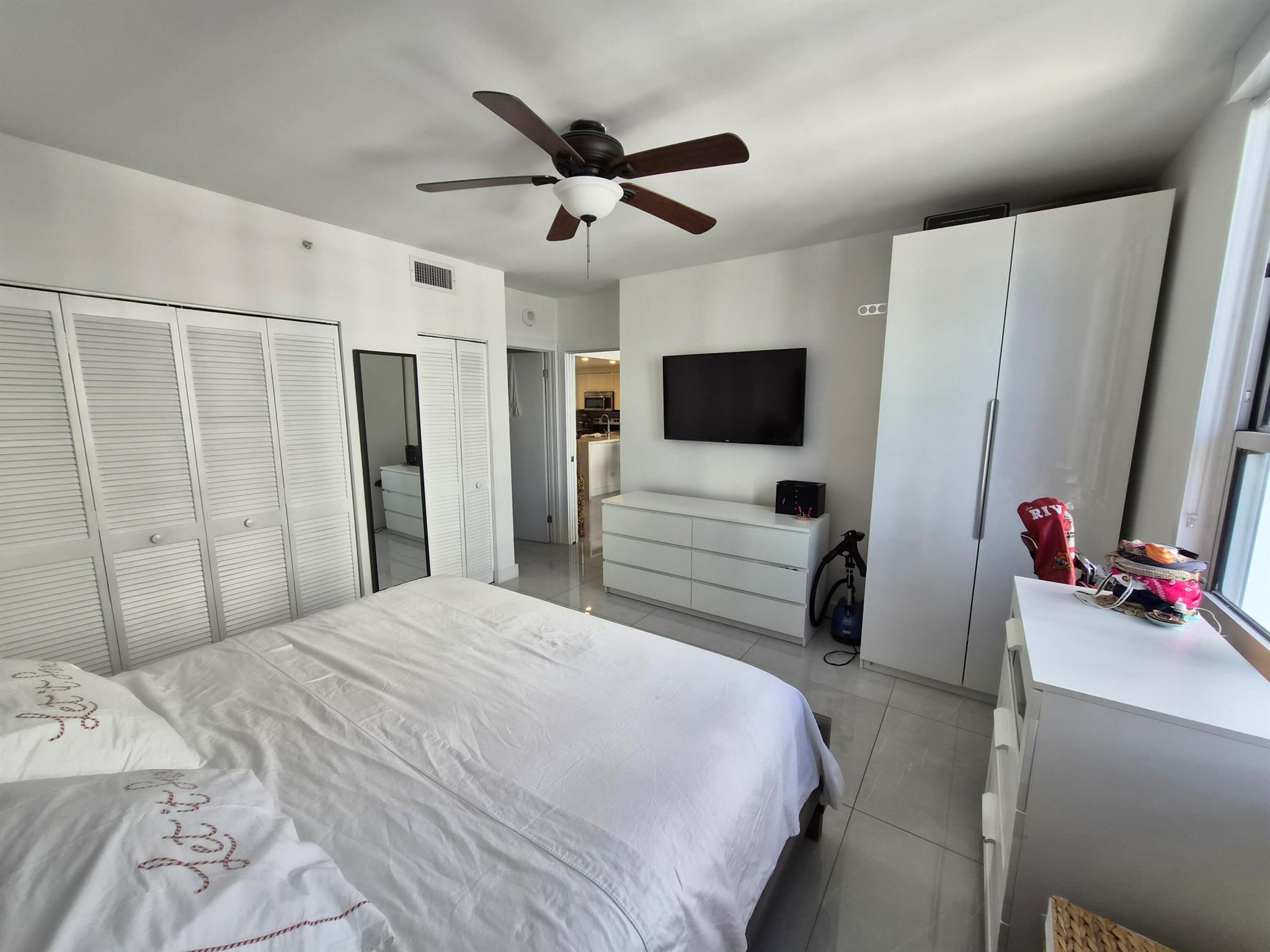 COURVOISIER COURTS CONDO - Residential Lease