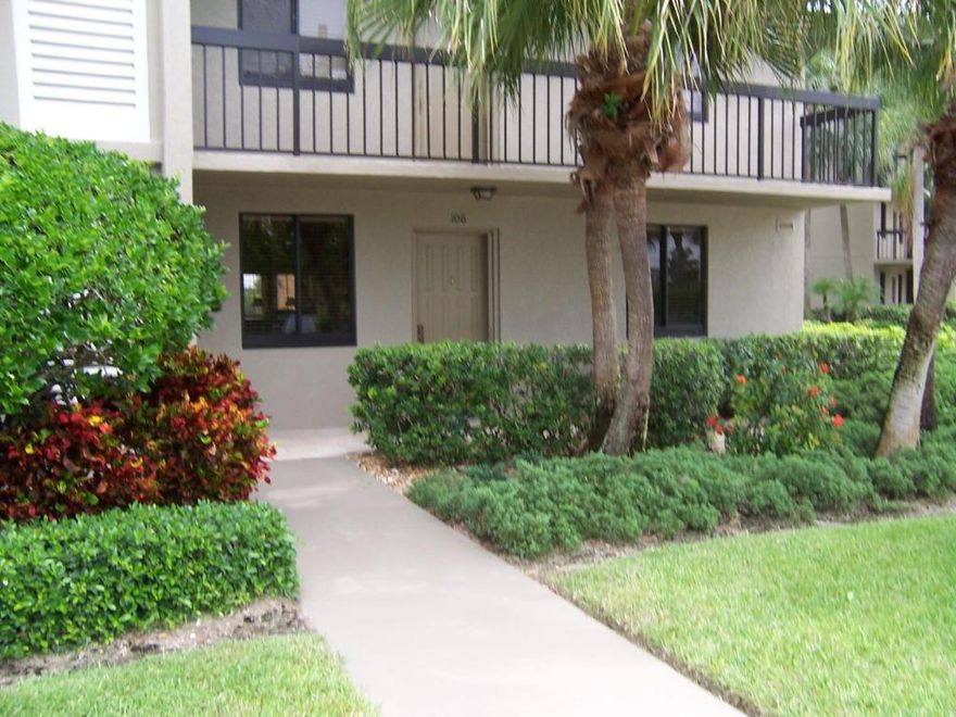 Move right in to this immaculate 2/2 first floor end unit directly across from the beach!  Great pool access, and easy parking right in front of the condo.  Available turnkey - just bring your toothbrush!  Or unfurnished, if you prefer.  Amazingly low condo fees for a waterfront community, great pool, tennis, and beach access via private gate.  Close proximity to beautiful Jupiter and Juno beaches, LOTS of restaurants shopping, movies, and Harbourside Place.  Only 10 minutes to Gardens Mall, and 20 minutes to West Palm Airport.  See www.thebluffsoceansouth.com for more community information!  COME TO AN OPEN HOUSE FROM 1-4 ON SATURDAY, MARCH 19 AND SUNDAY, MARCH 20, 1-4.  DIAL 089 AT GATE FOR ACCESS!