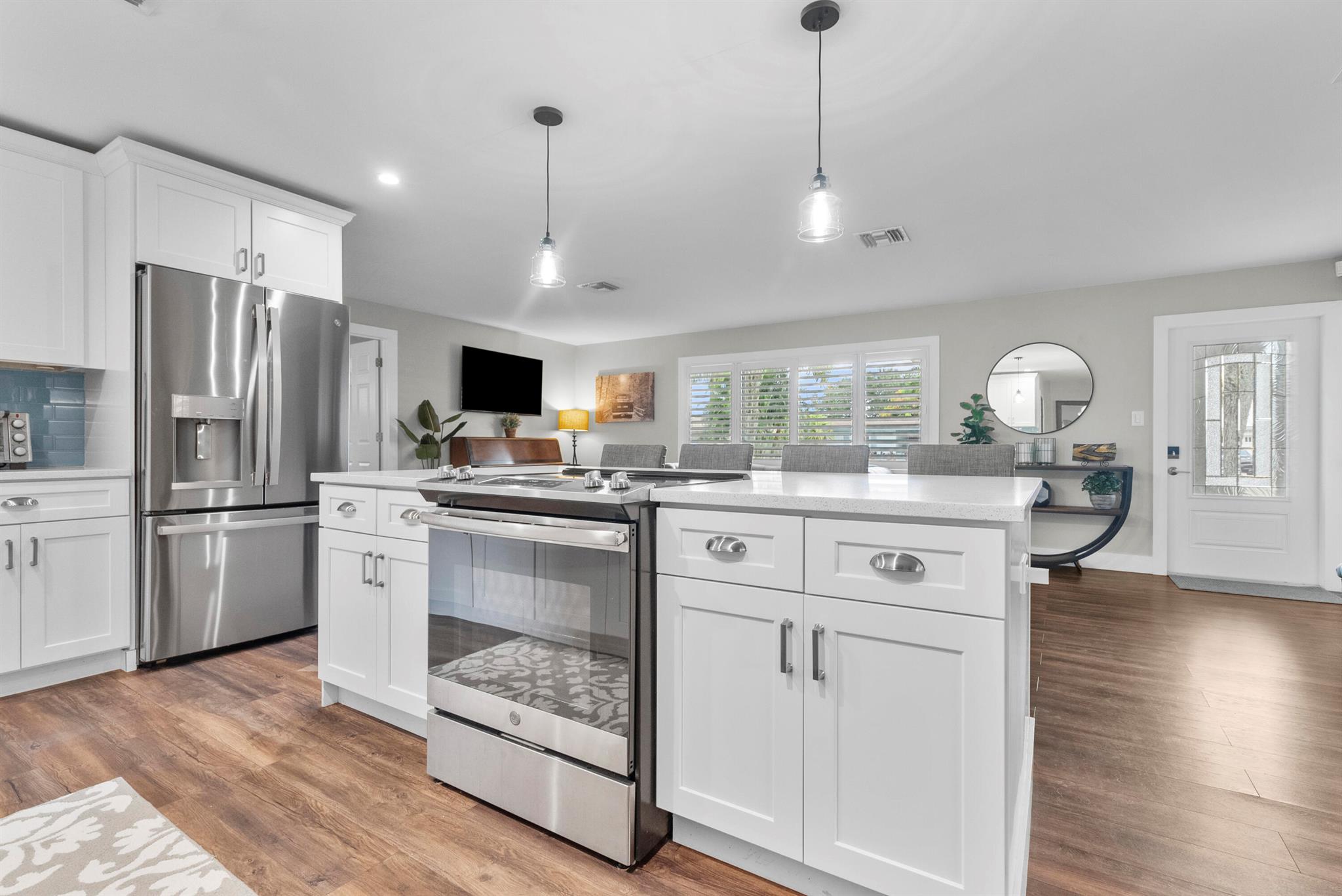 Bring your Boat and the rest of your toys to this NO HOA, Newly Renovated, 2022 Roof, 2020 Water Heater, 2018/2020 HVAC, 2022 Impact Windows HOME located in the center of Palm Beach Gardens. Conveniently located you're just minutes from Beaches, Boat Ramps, Shopping, Restaurants, the West Palm Beach Airport and your choice of PGA Golf Courses. The back yard oasis was just completed last year with more than enough room for your dream pool.