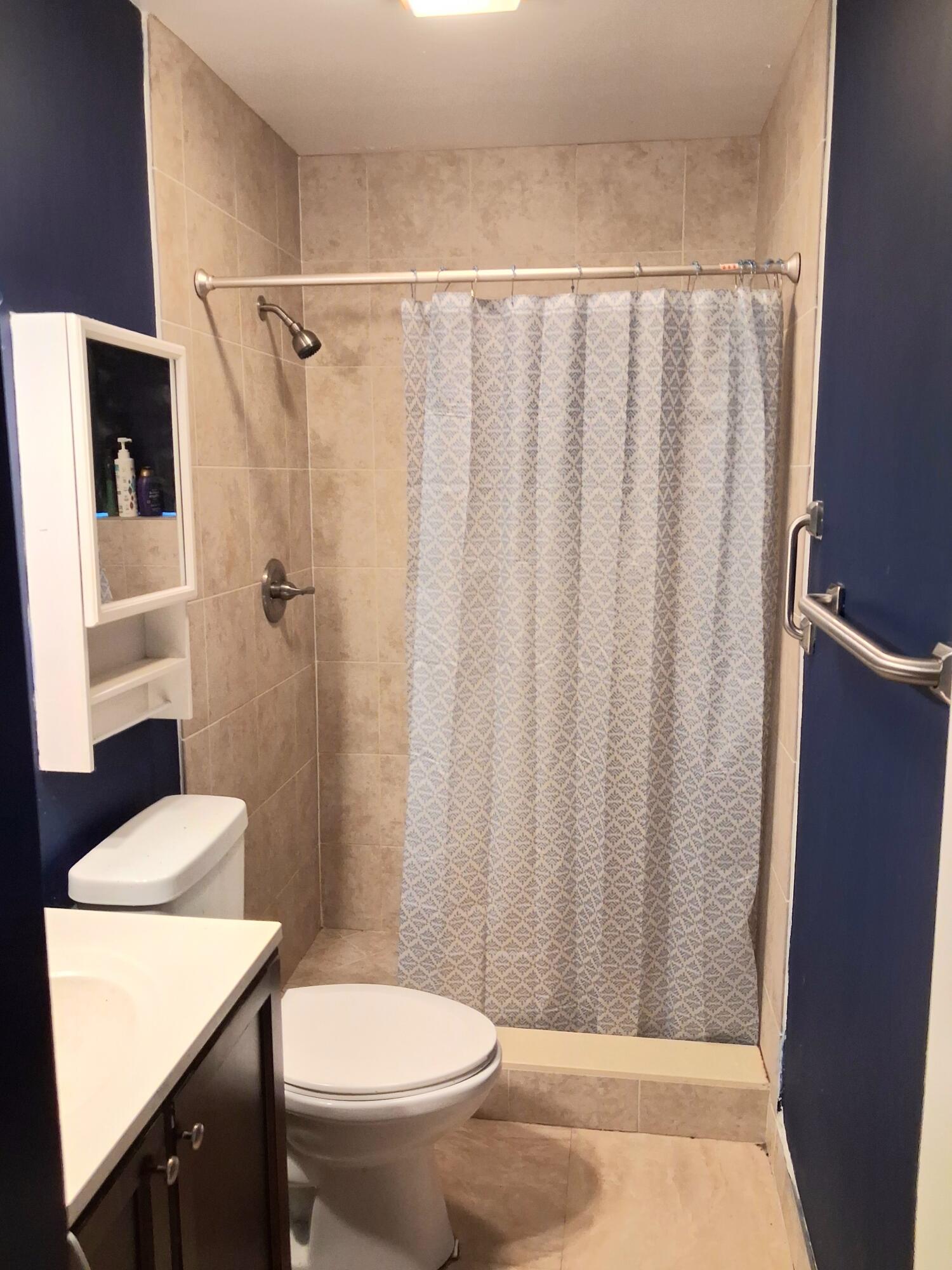 GREENTREE VILLAS CONDO - Residential