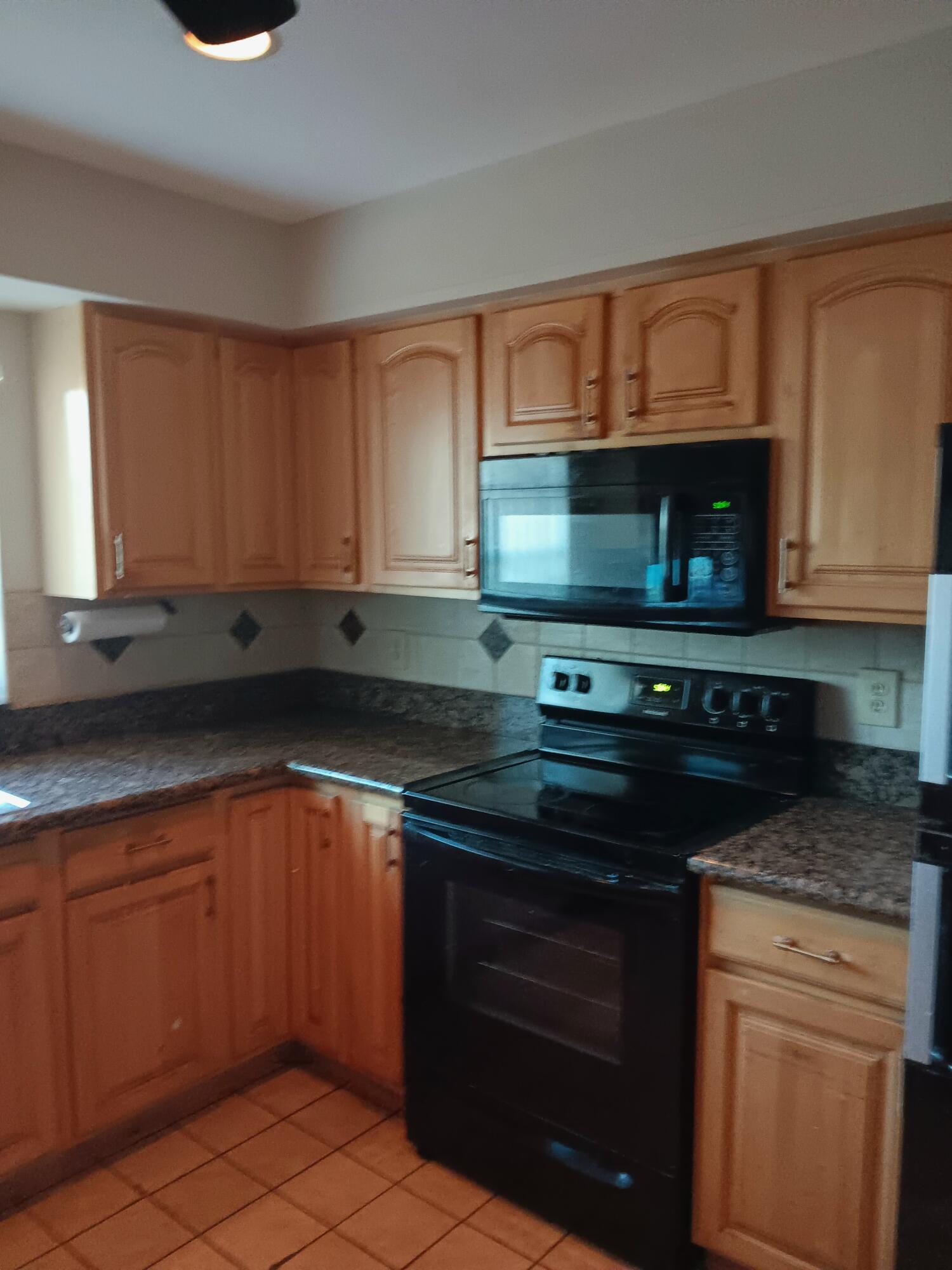 GREENTREE VILLAS CONDO - Residential