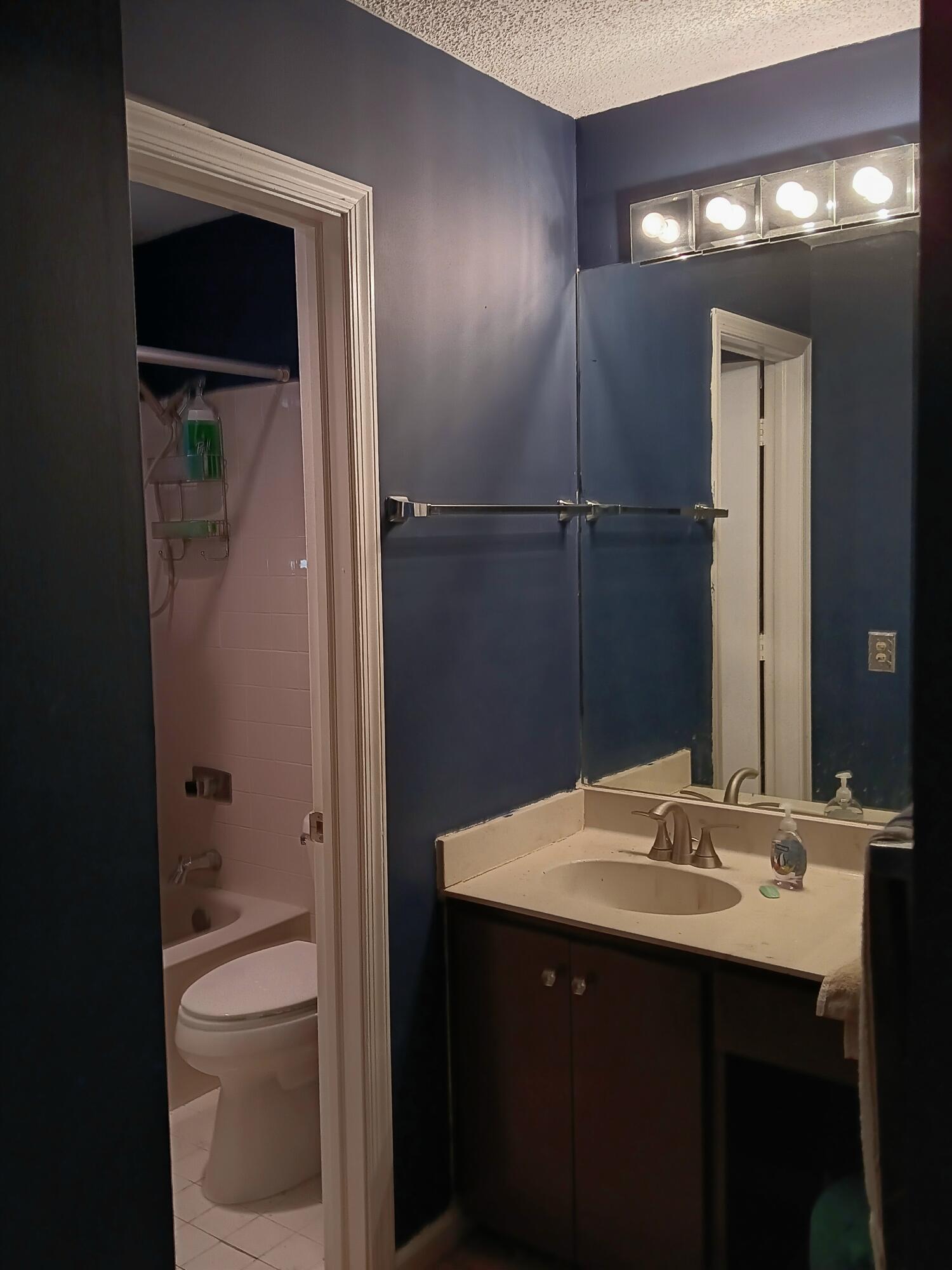 GREENTREE VILLAS CONDO - Residential