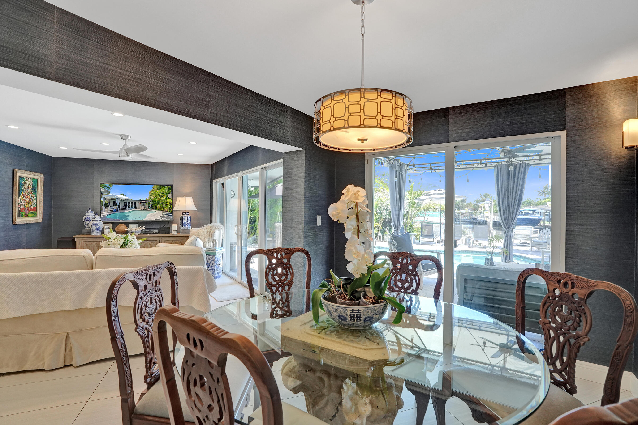 CORAL POINT - Residential