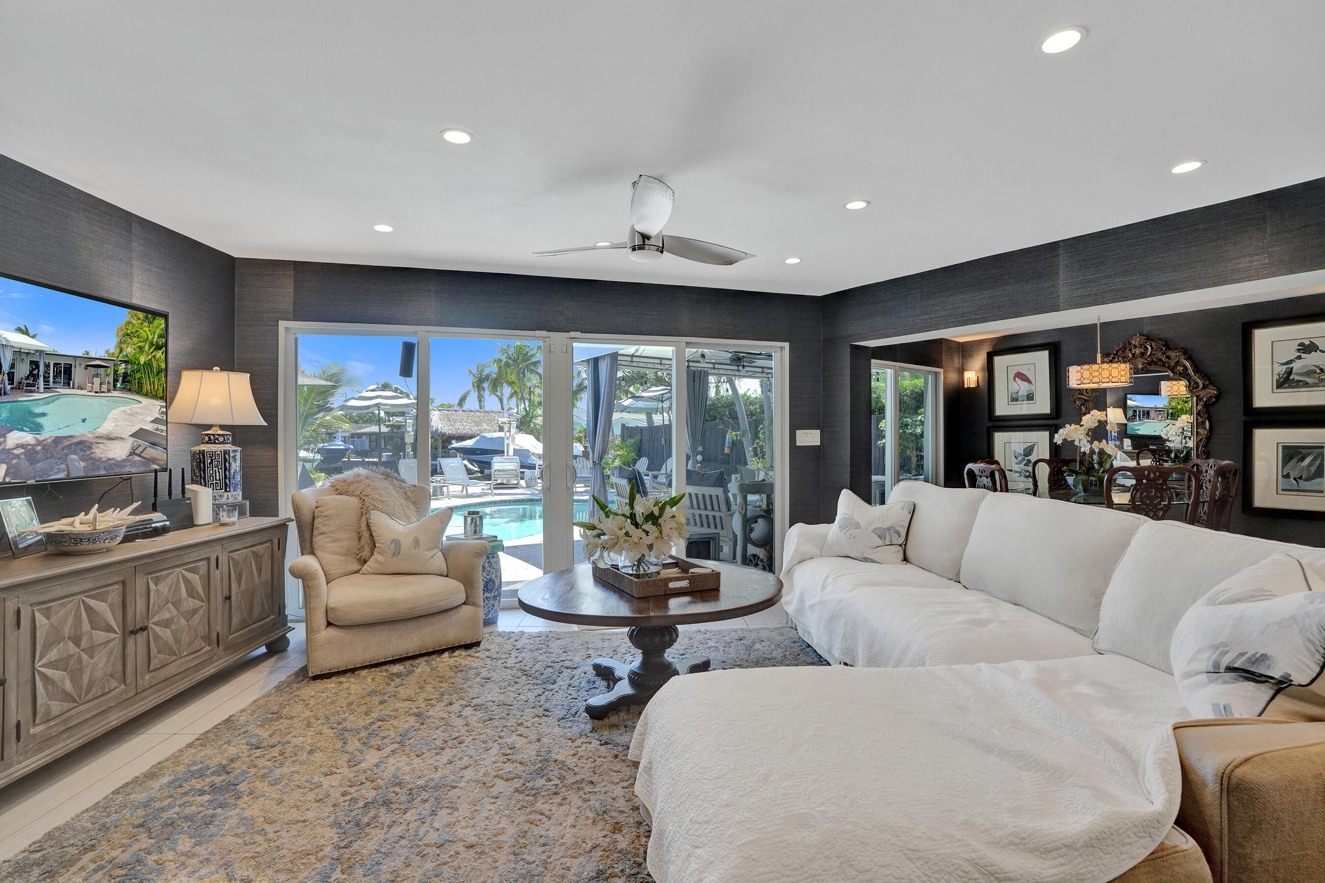 CORAL POINT - Residential