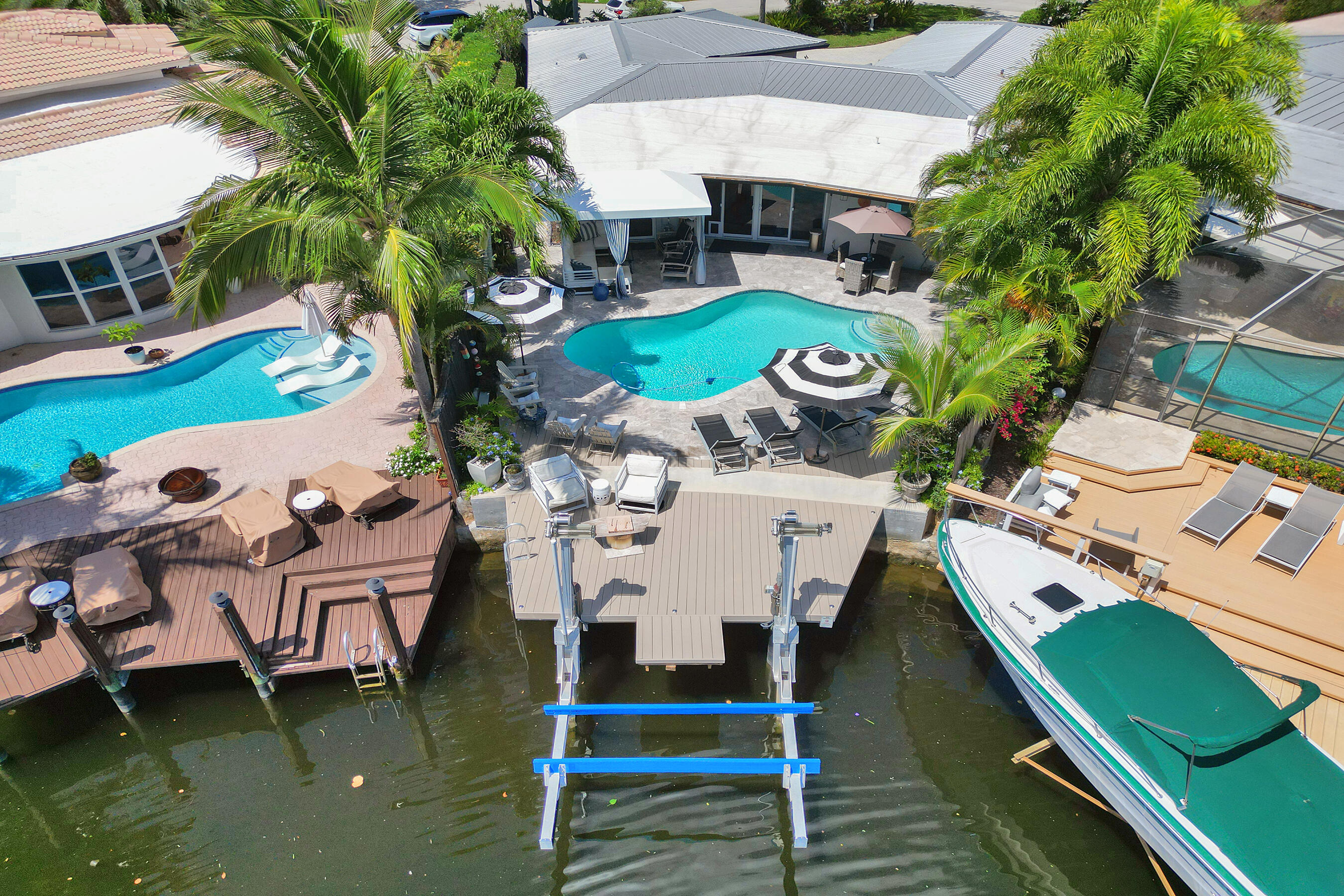 CORAL POINT - Residential