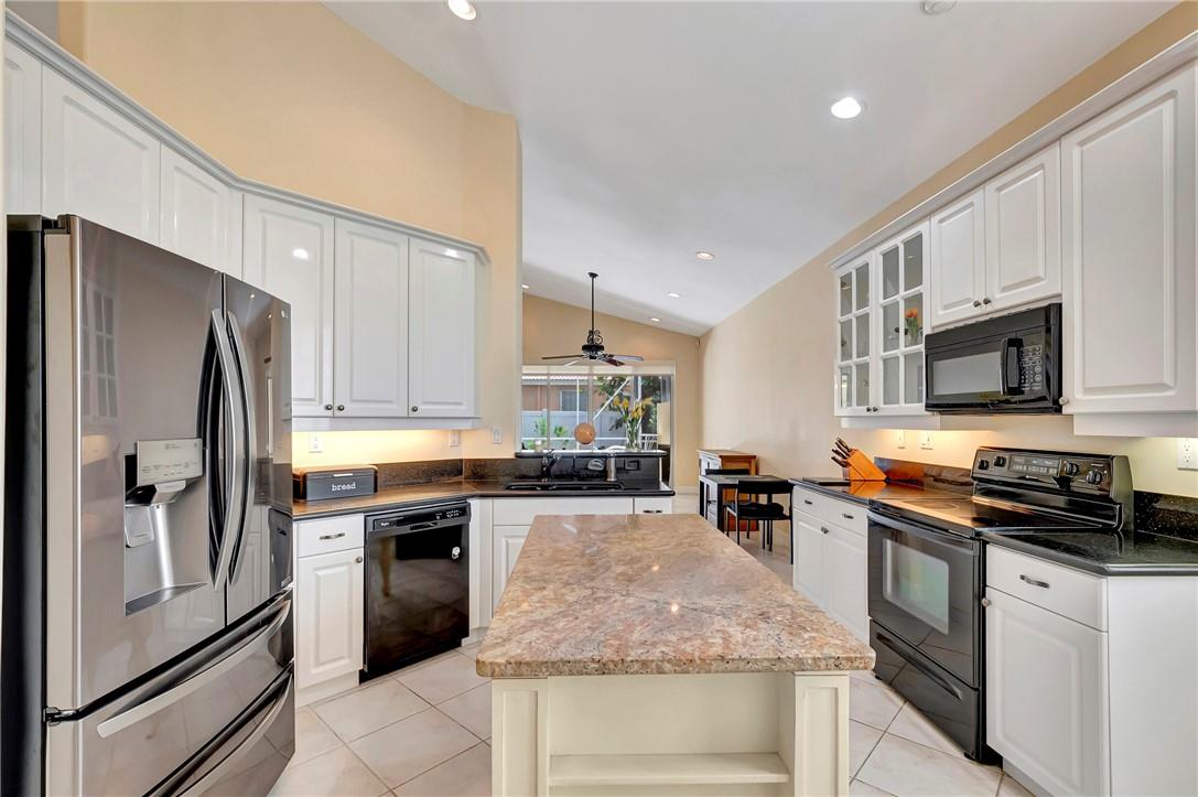 Vizcaya Place 04 Trs A & - Residential