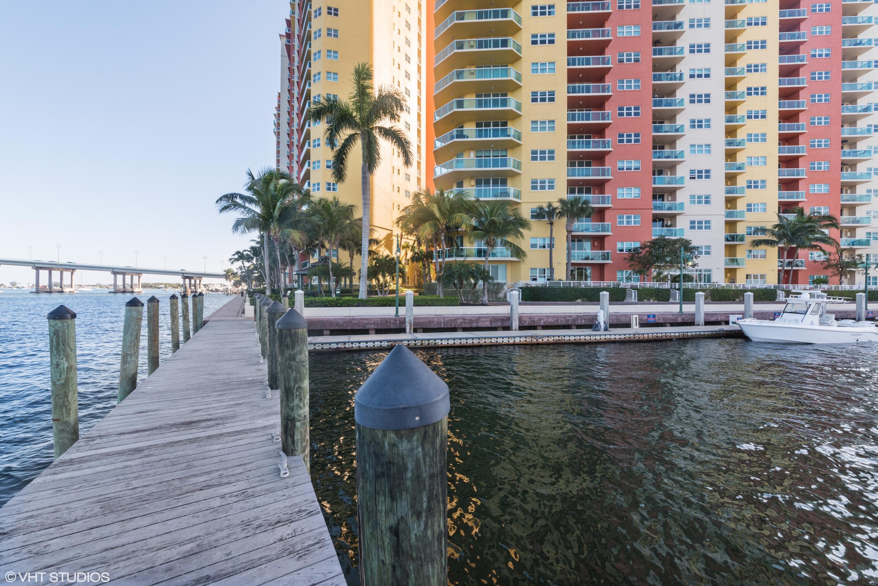 2650 LAKE SHORE Drive 101