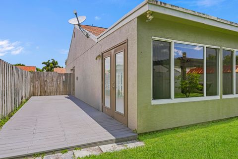 Tiny photo for 7779 Blairwood Circle N, Lake Worth, FL 33467 (MLS # B26054399)