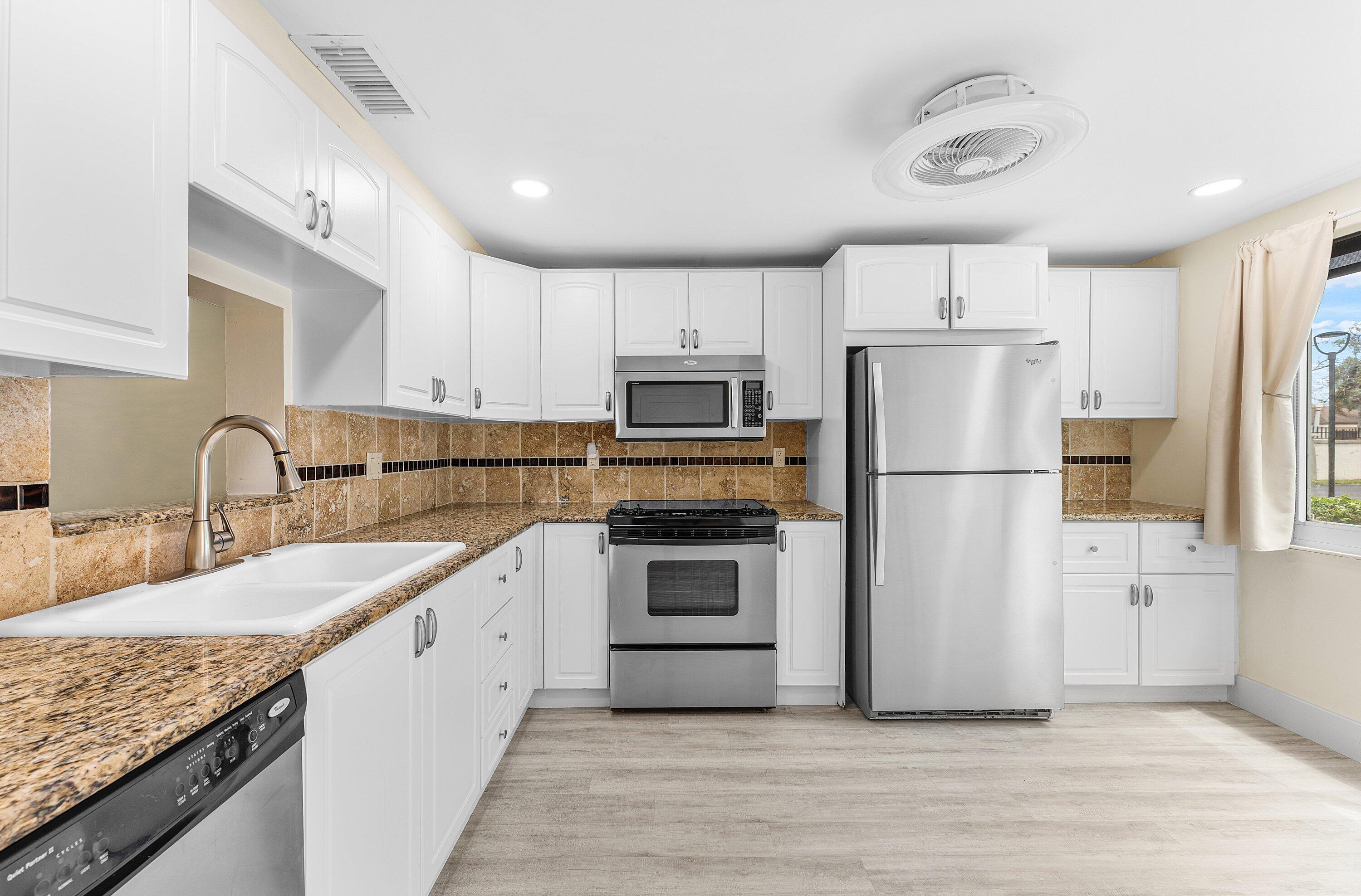 GRANADA VILLAGE D CONDO - Residential