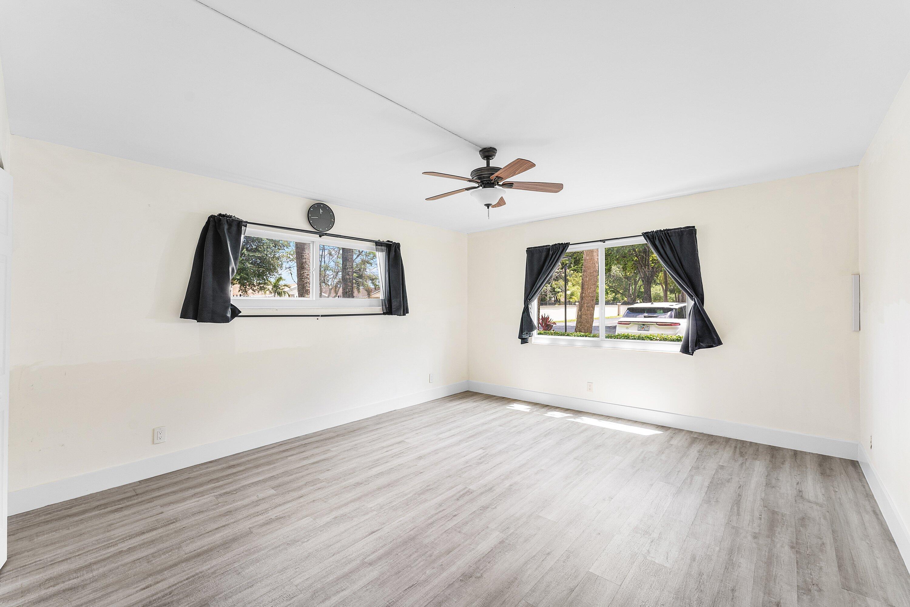 GRANADA VILLAGE D CONDO - Residential