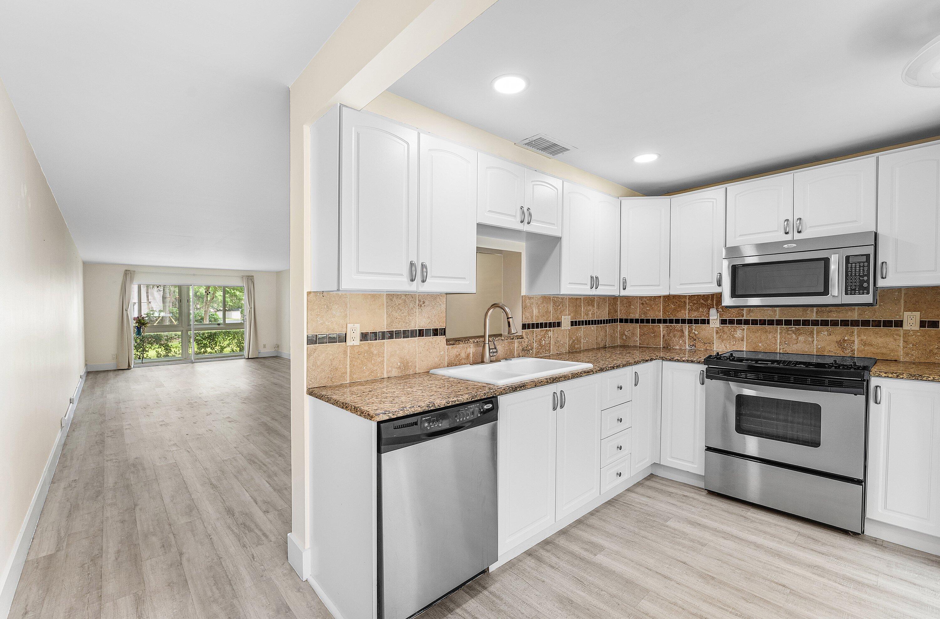 GRANADA VILLAGE D CONDO - Residential