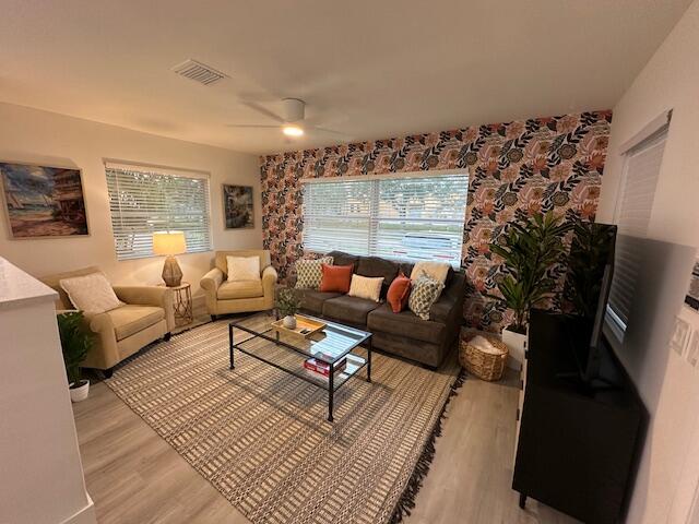 NORTH PALM BEACH VILLAGE OF 8 - Residential Lease