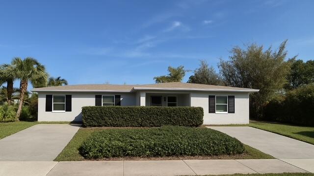 NORTH PALM BEACH VILLAGE OF 8 - Residential Lease