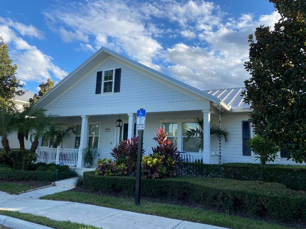 Photo of 1038 S Jeaga Drive, Jupiter, FL 33458 (MLS # R10929673)