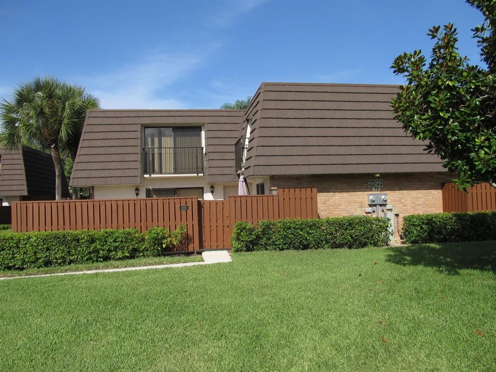 Photo of 1505 15th Court #75-A, Jupiter, FL 33477 (MLS # R10816406)