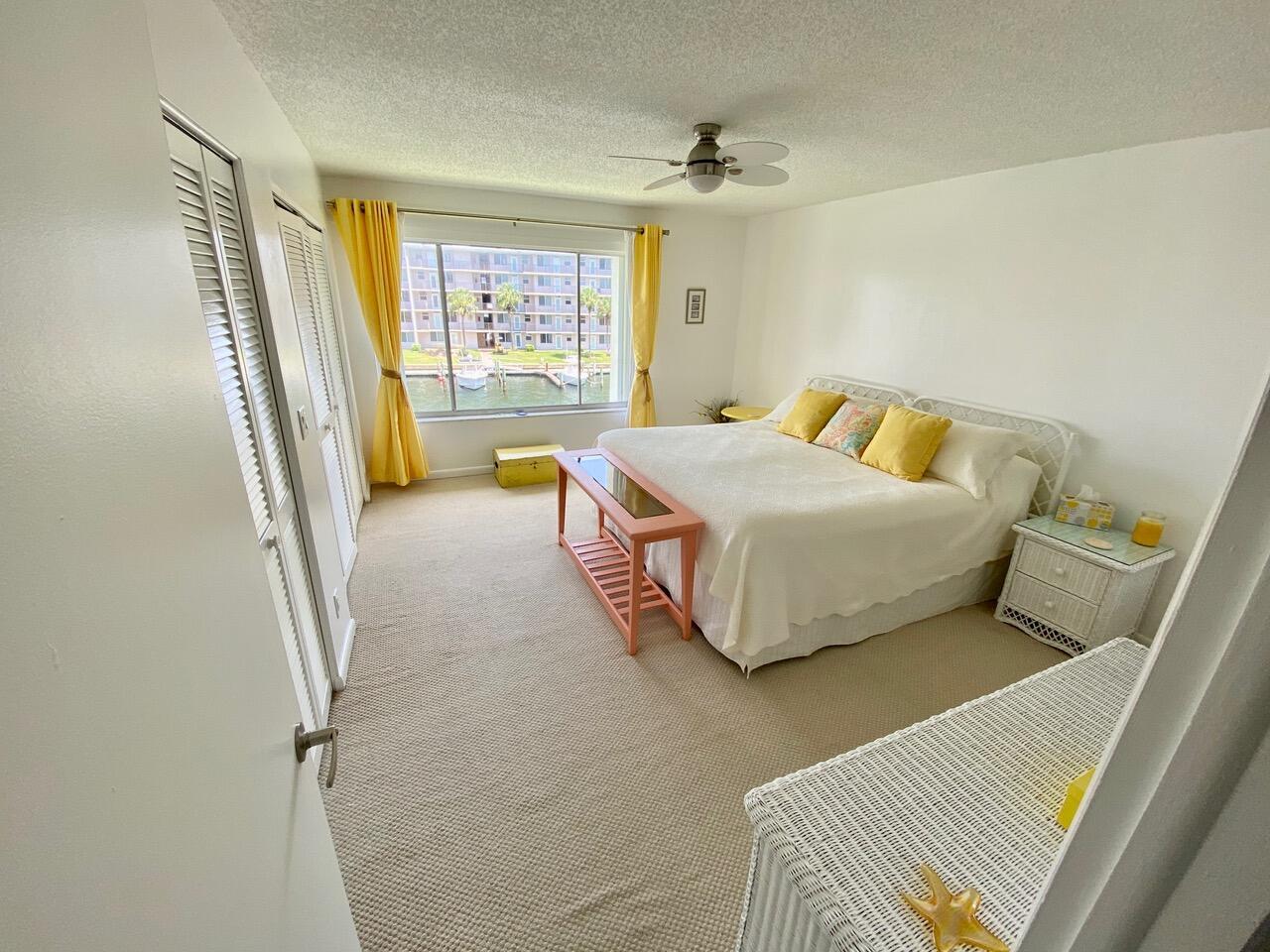 SHOREHAM CONDO - Residential Lease