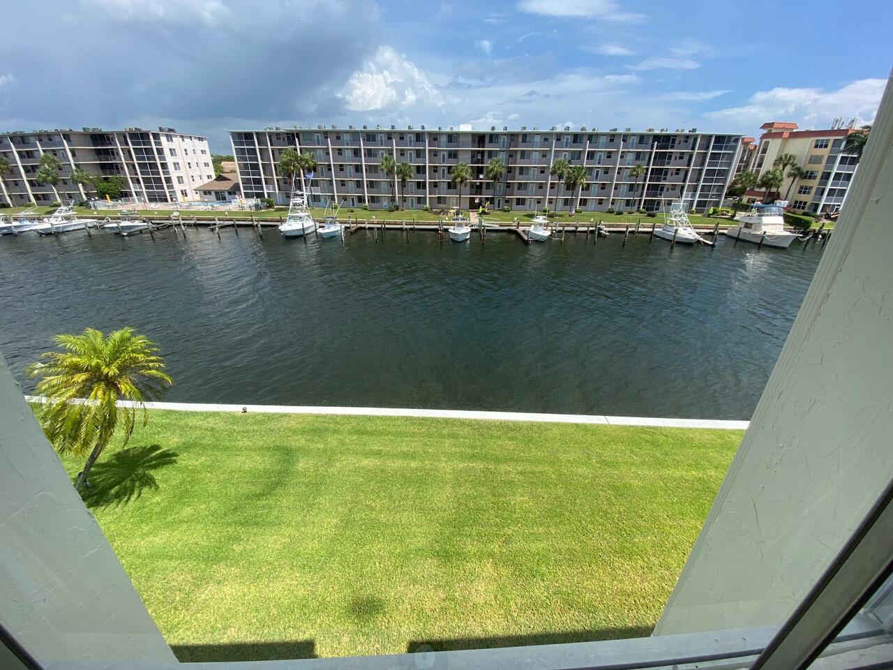 SHOREHAM CONDO - Residential Lease