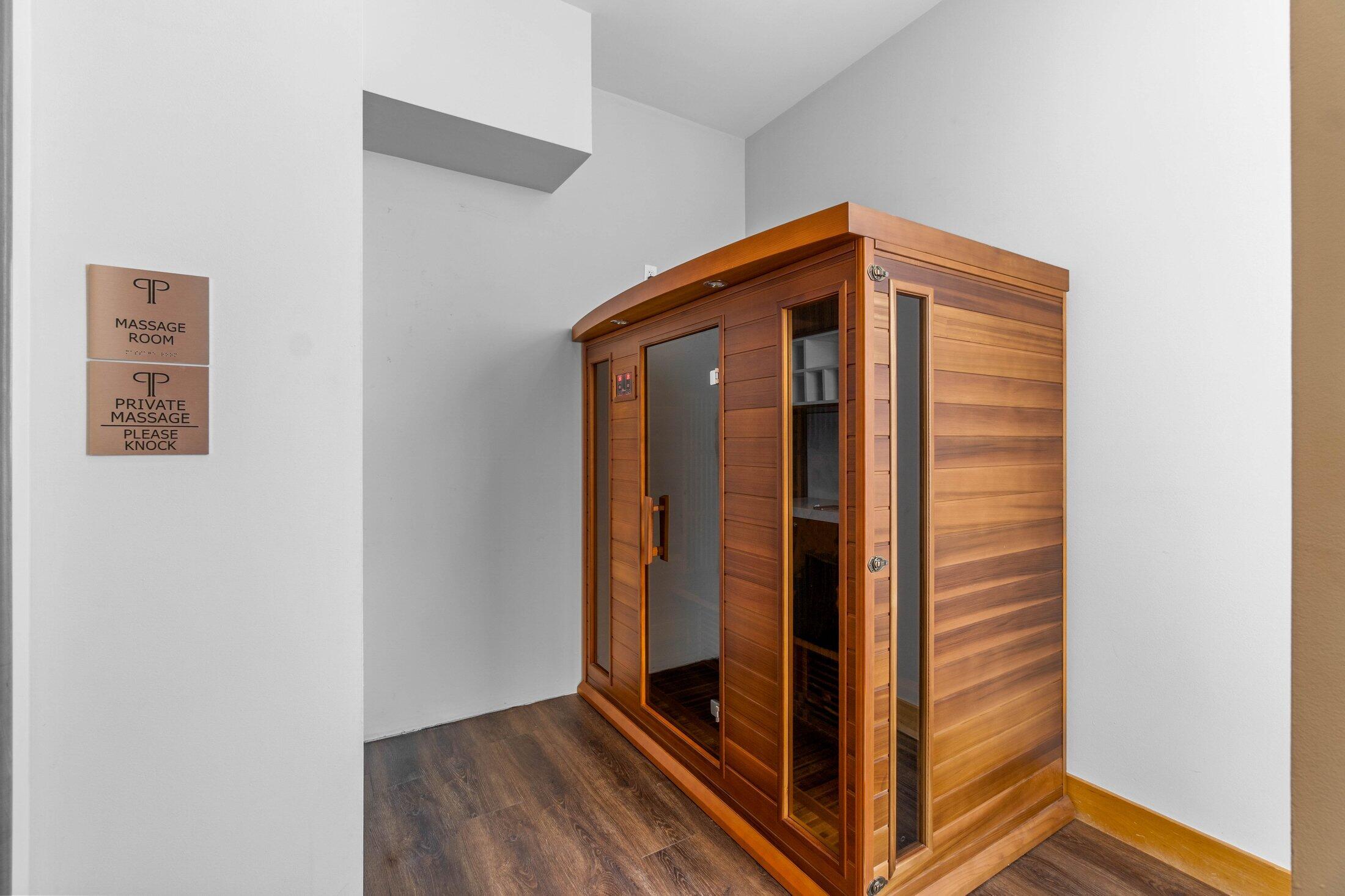 PALMETTO PLACE CONDO - Residential Lease