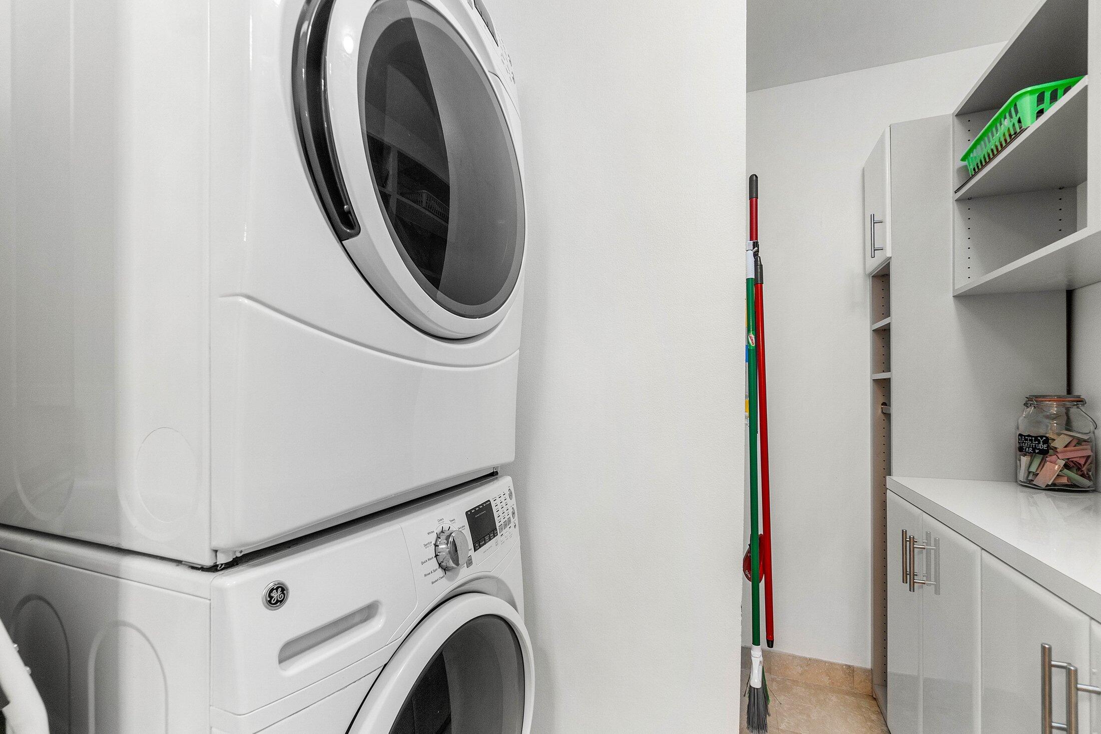 PALMETTO PLACE CONDO - Residential Lease