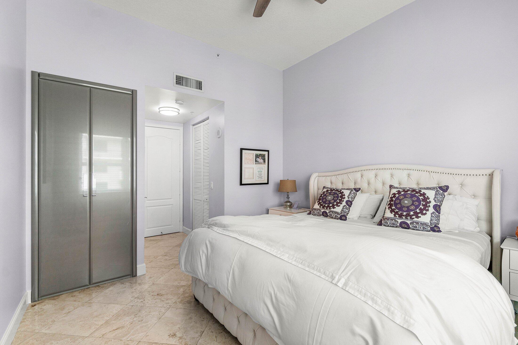 PALMETTO PLACE CONDO - Residential Lease