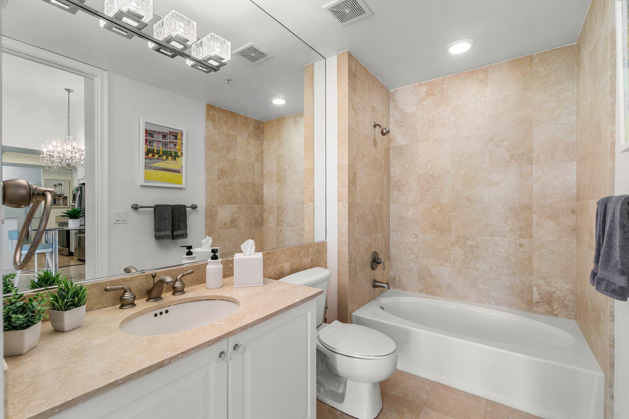 PALMETTO PLACE CONDO - Residential Lease