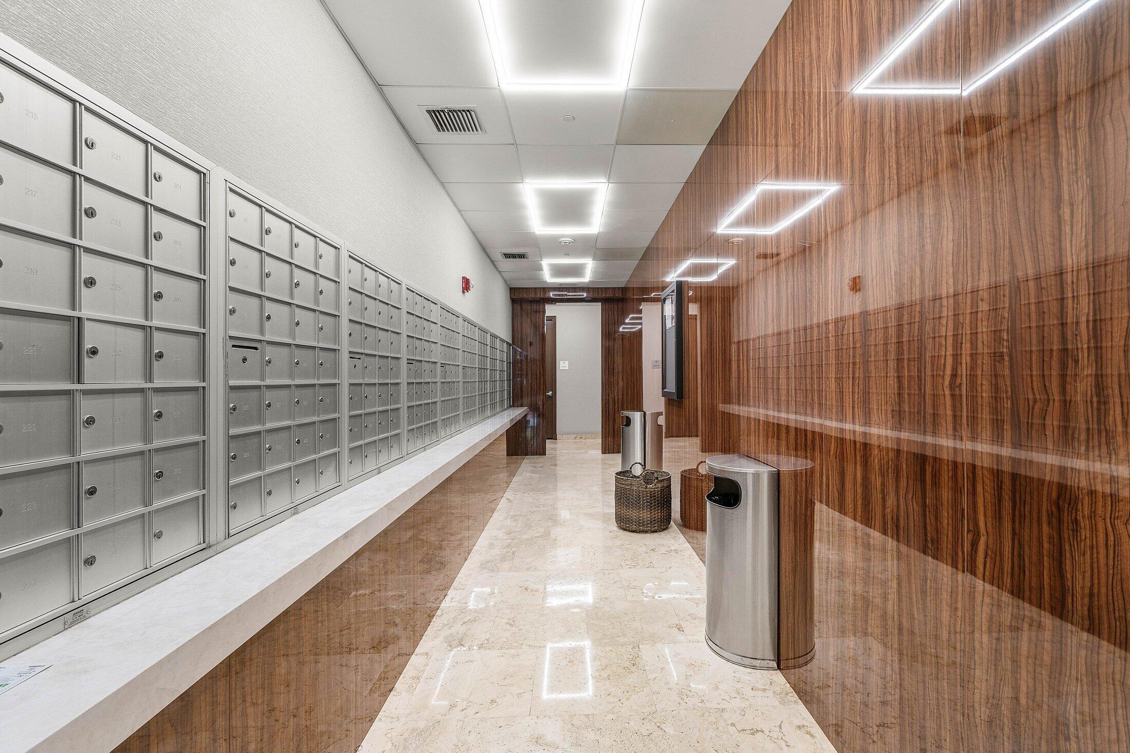 PALMETTO PLACE CONDO - Residential Lease